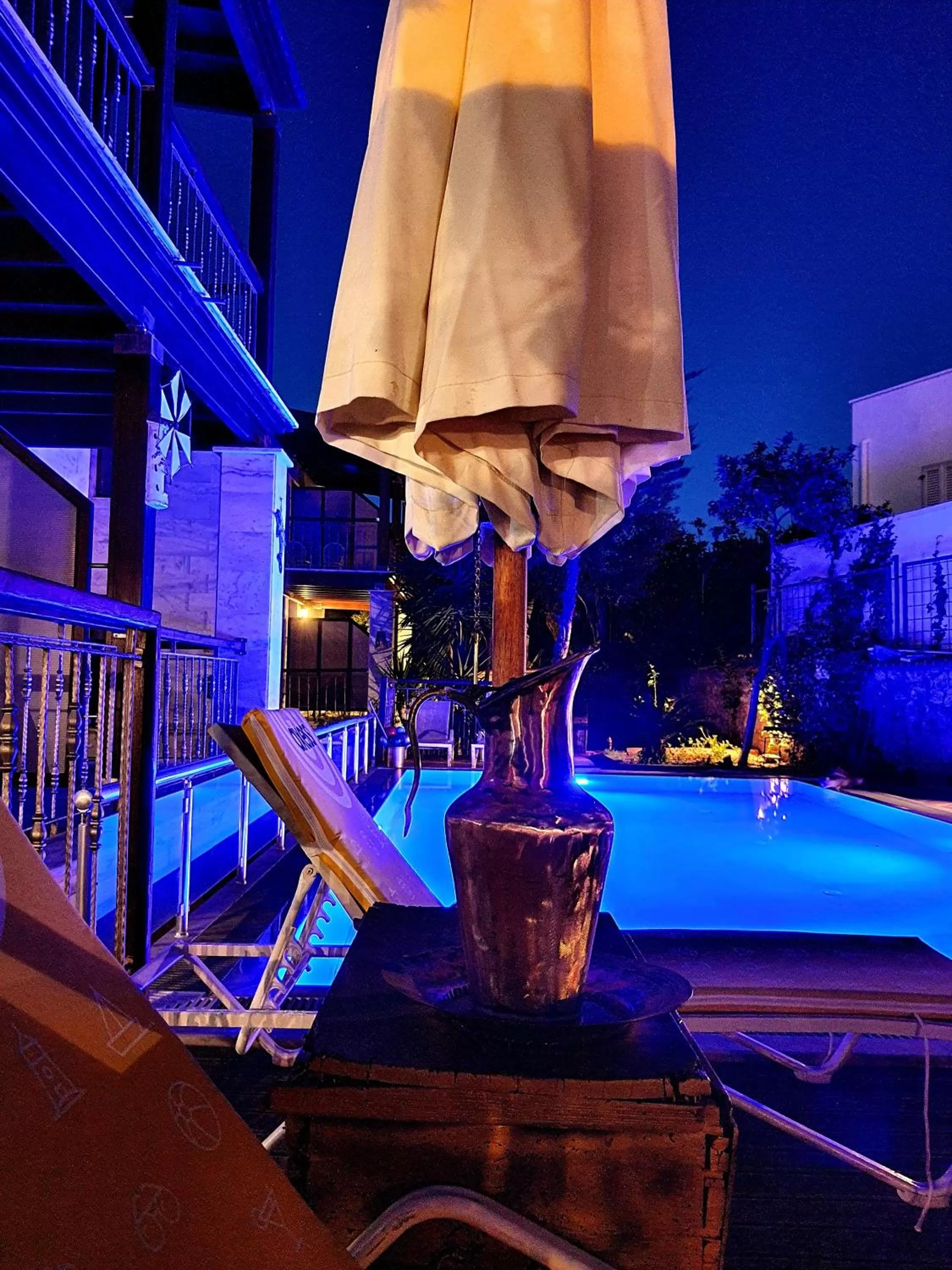 Swimming pool in Stone House Hotel