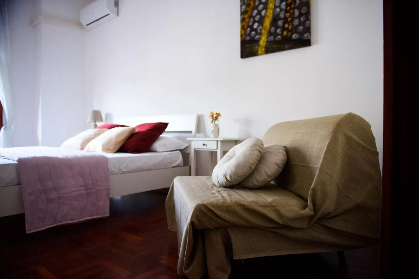 Bed in Sallù Boutique