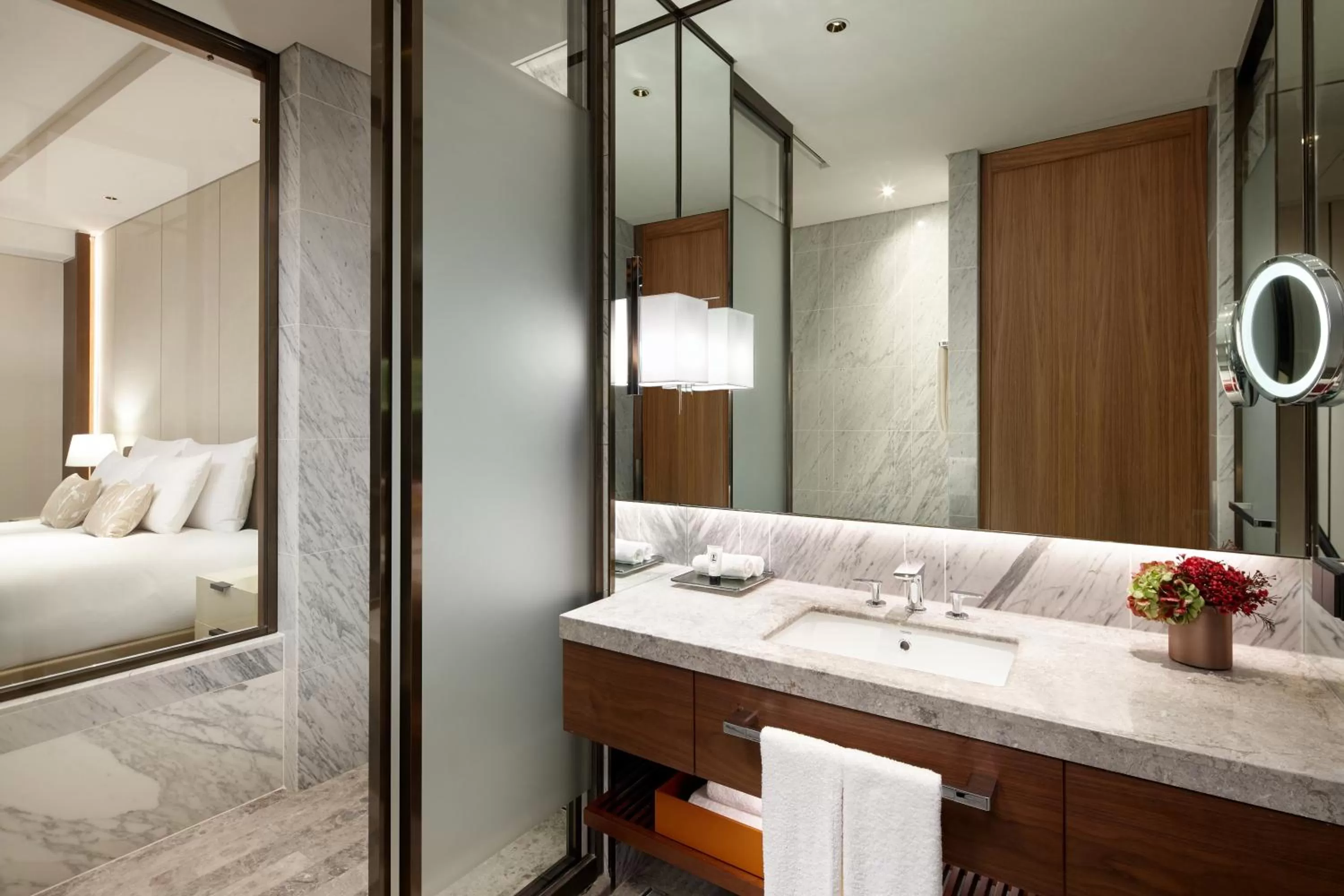 Bathroom, Bed in Lotte Hotel Seoul