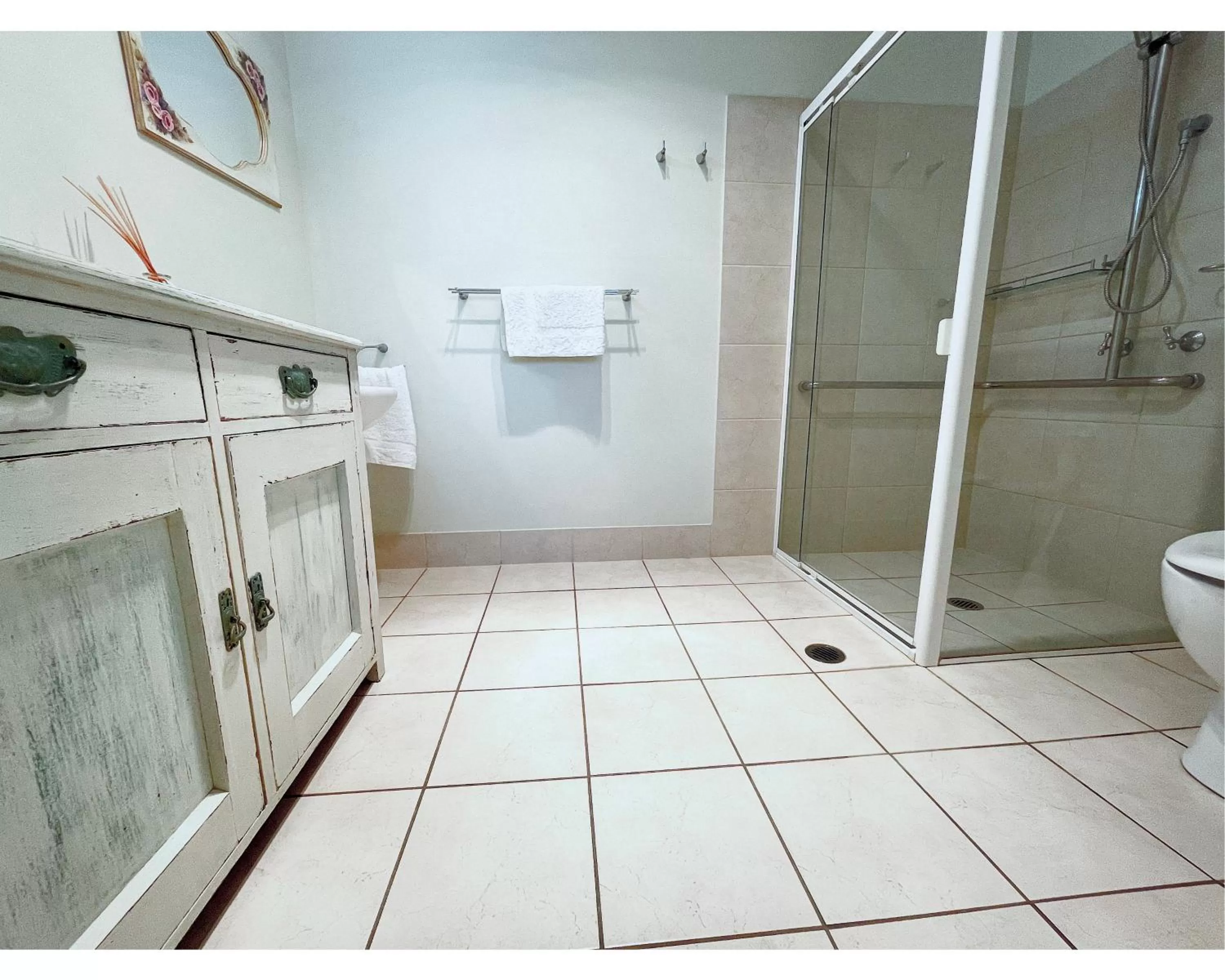 Bathroom in Wallaby Ridge Retreat