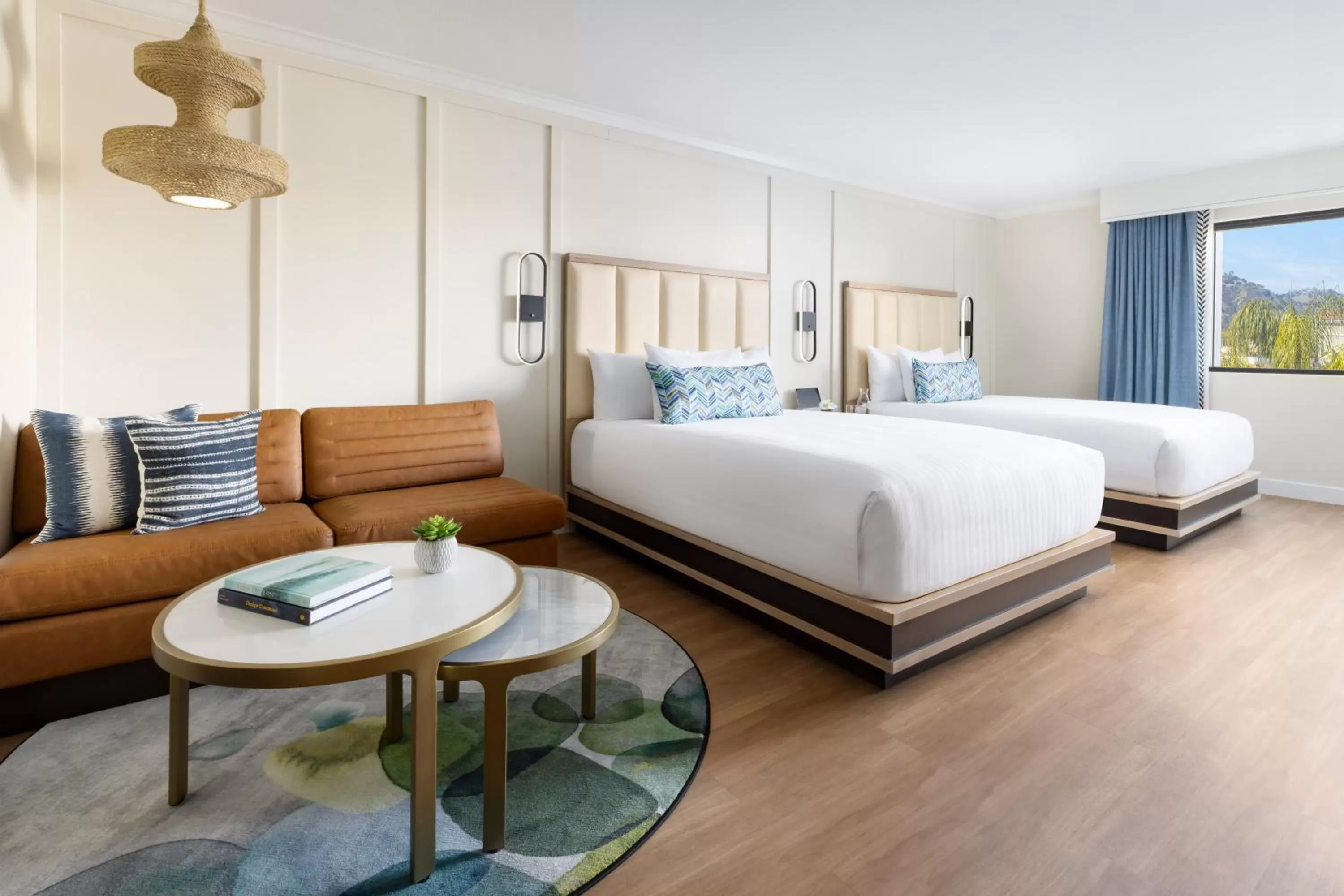 Bed in The Anza-a Calabasas Hotel