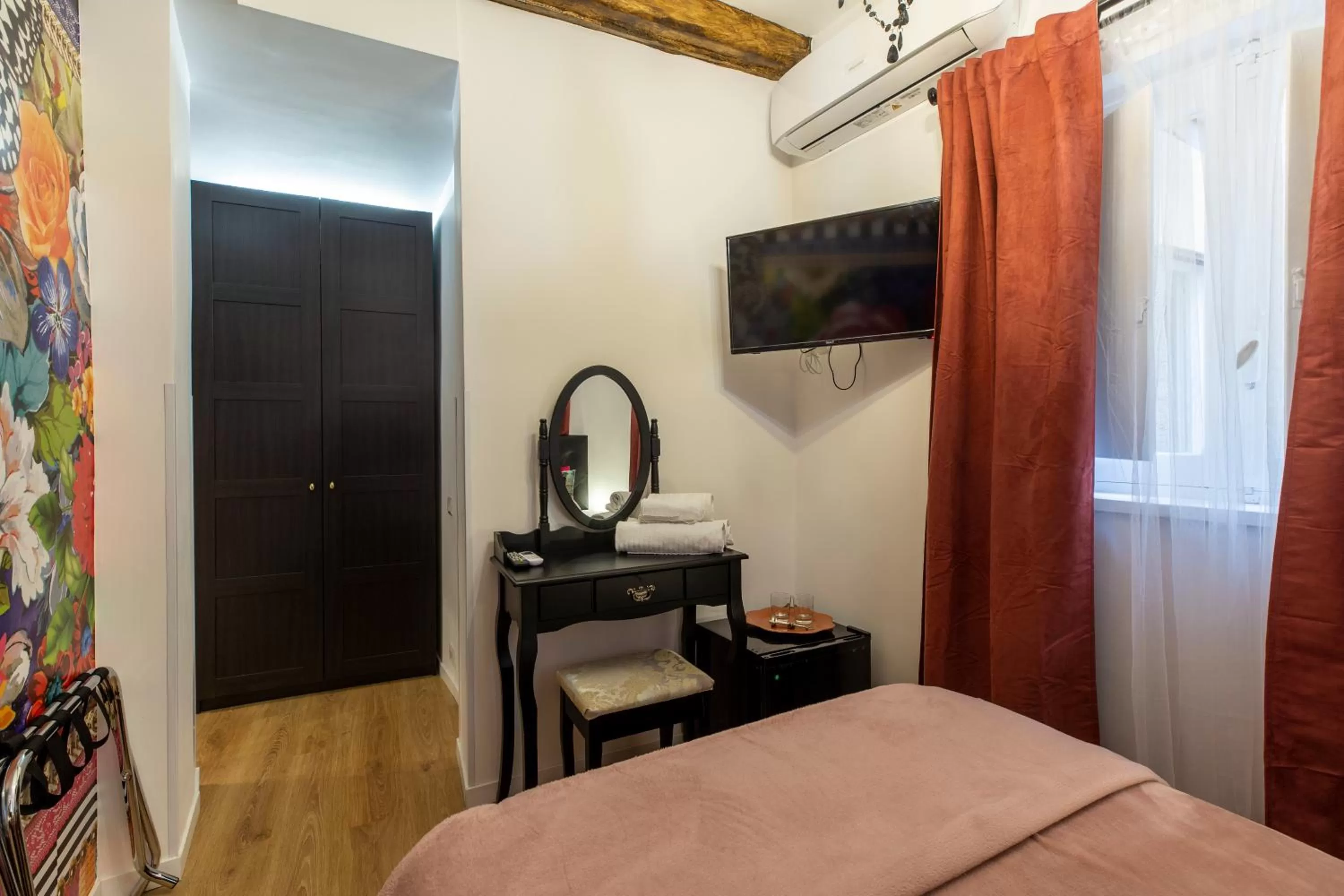 TV and multimedia in B&B Ventisei Scalini A Trastevere