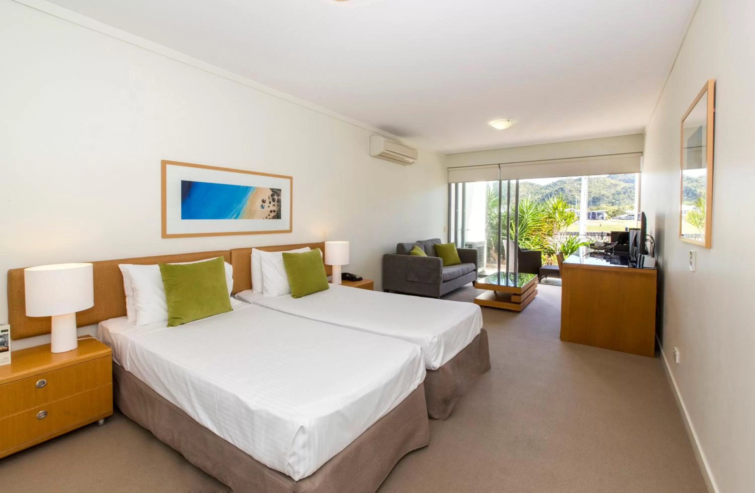 Bedroom, Bed in Peppers Blue on Blue