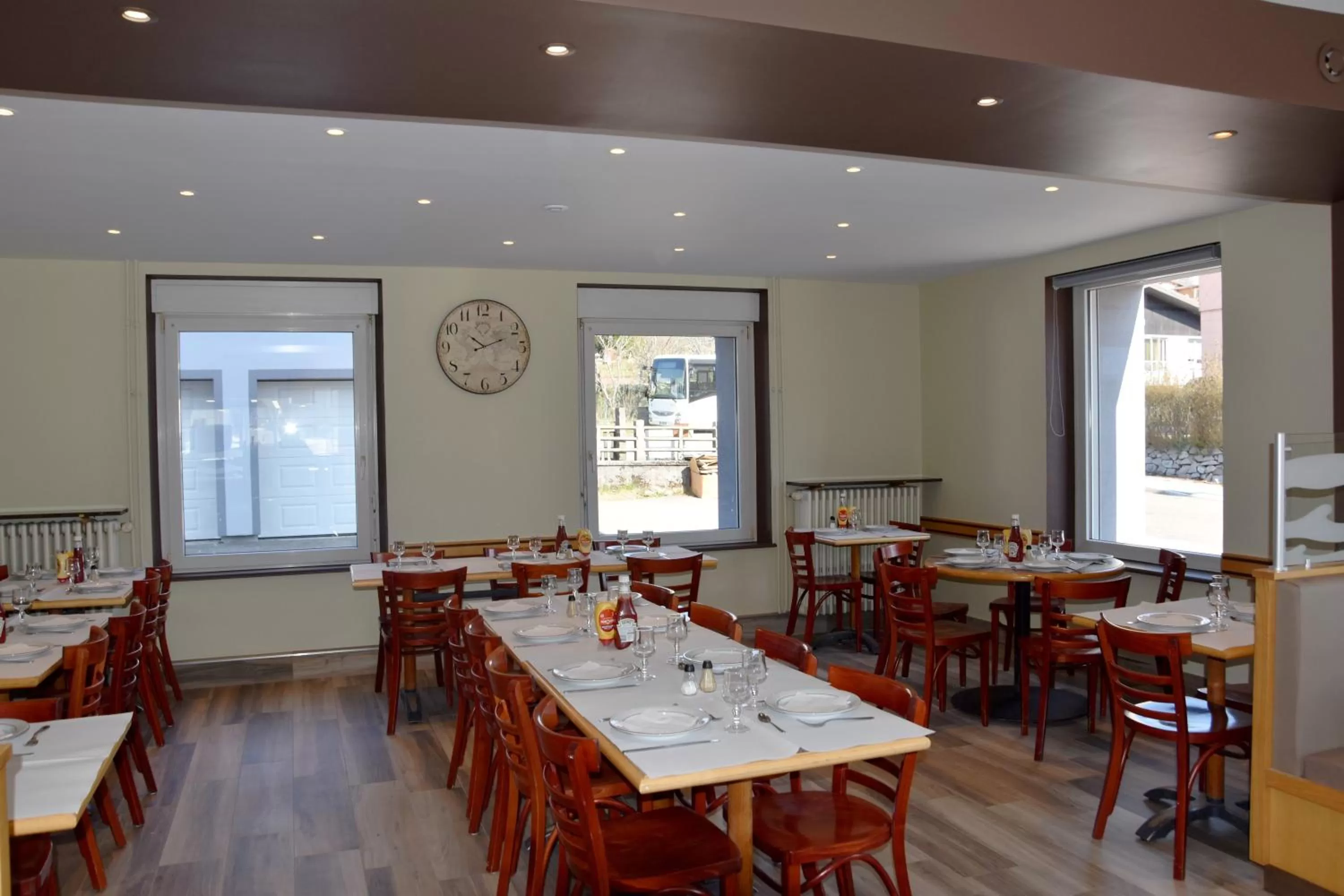 Restaurant/places to eat in Hotel Gai Relais