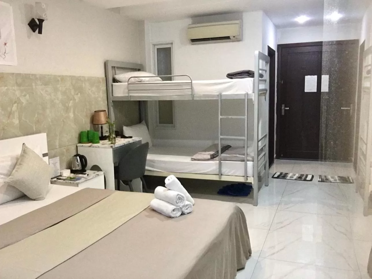 Bed in SaiGon CoZy Hotel "241 Pham Ngu Lao Street''