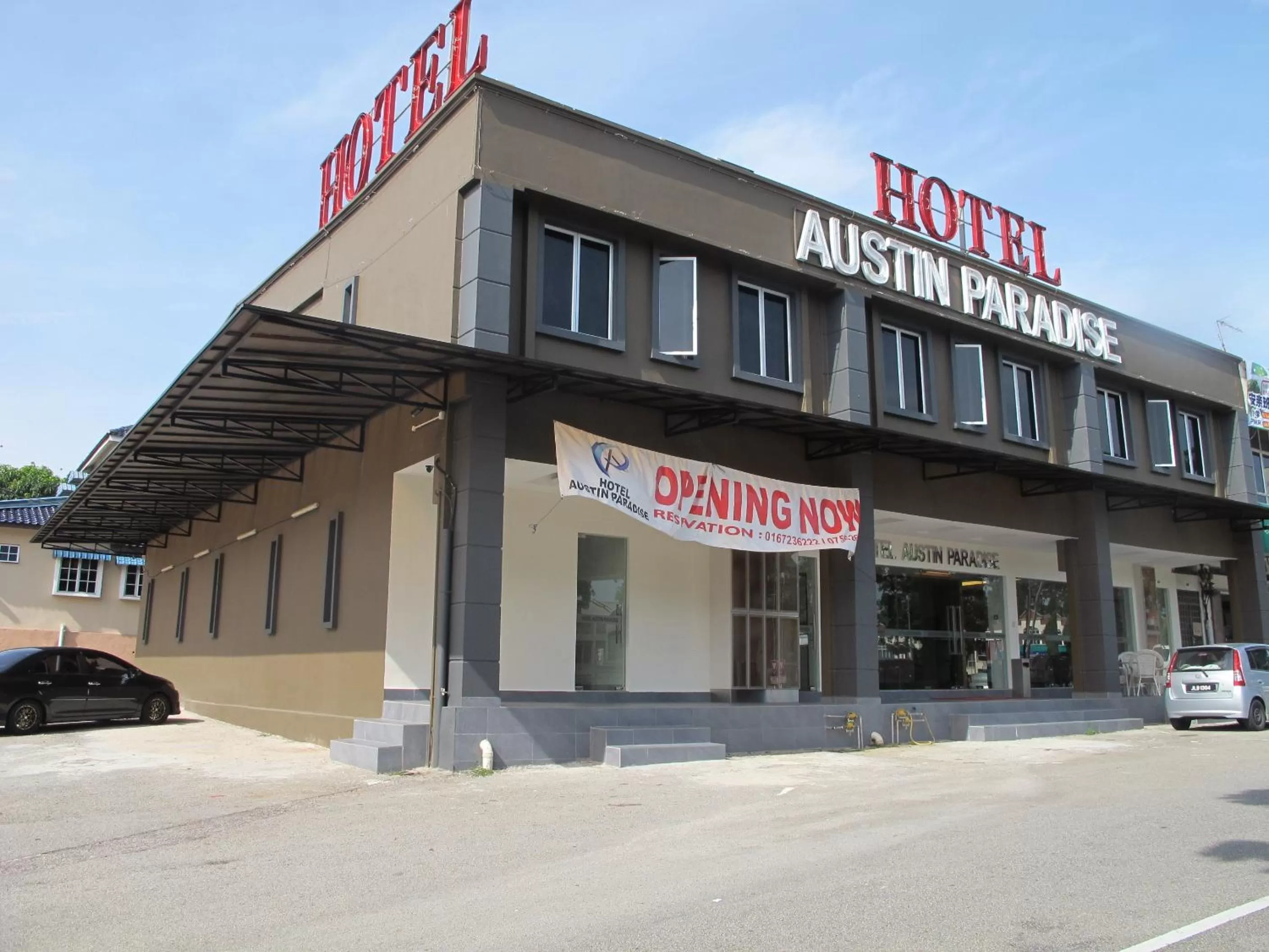 Property building in Hotel Austin Paradise - Taman Pulai Utama