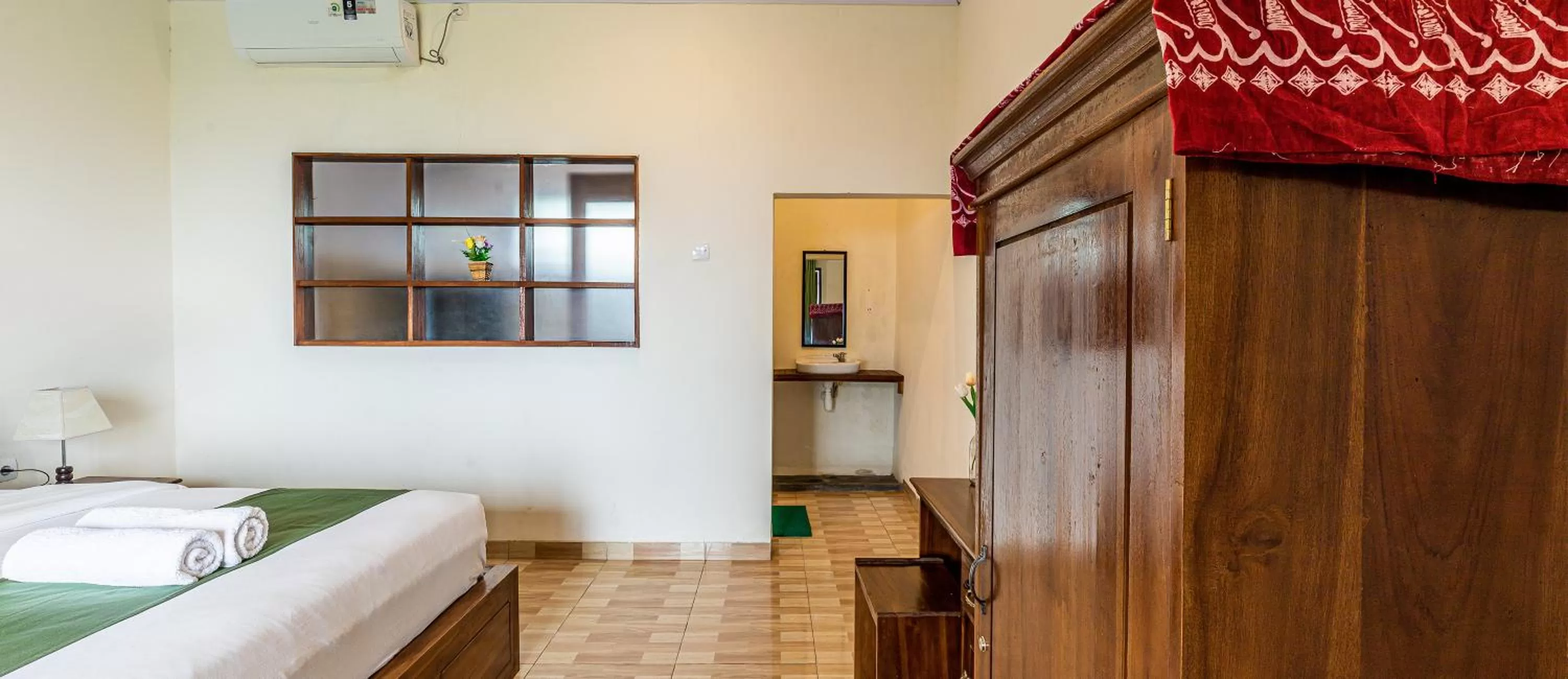 Property building, Bed in D' Artha Cottage