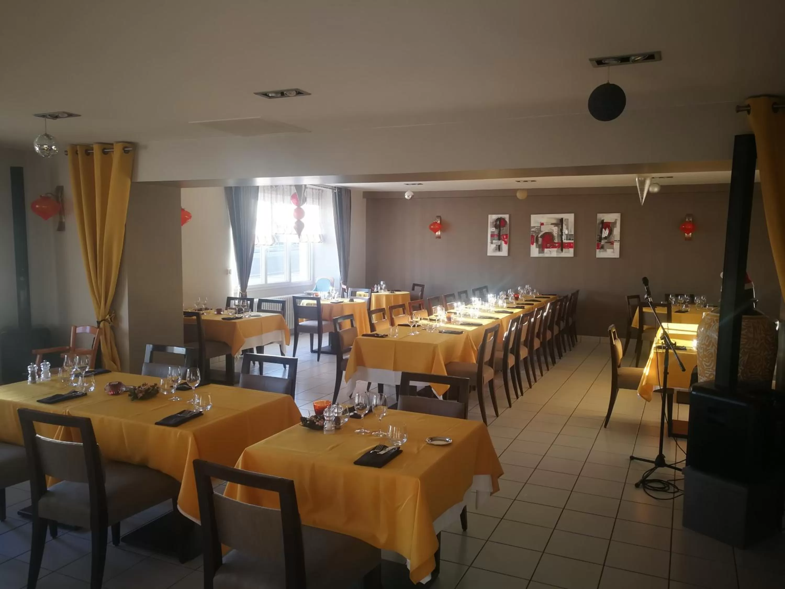 Logis Hôtel Bellevue