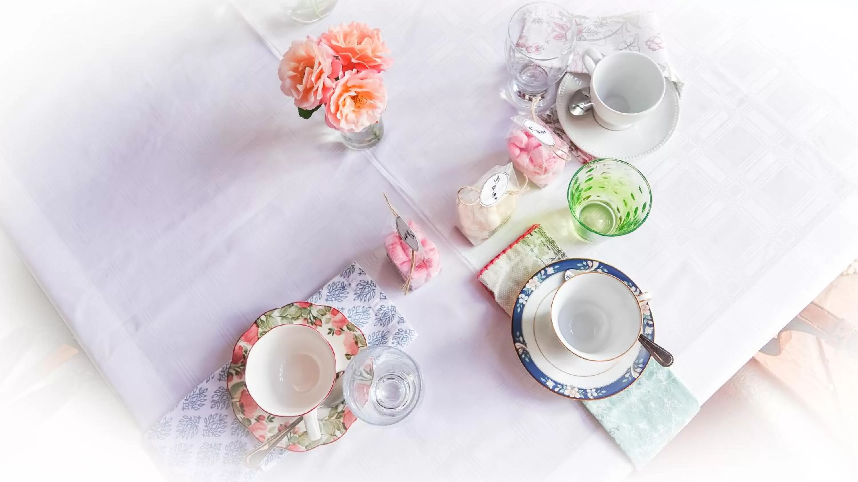 Coffee/tea facilities in Spacube Luxury Suites and Spa