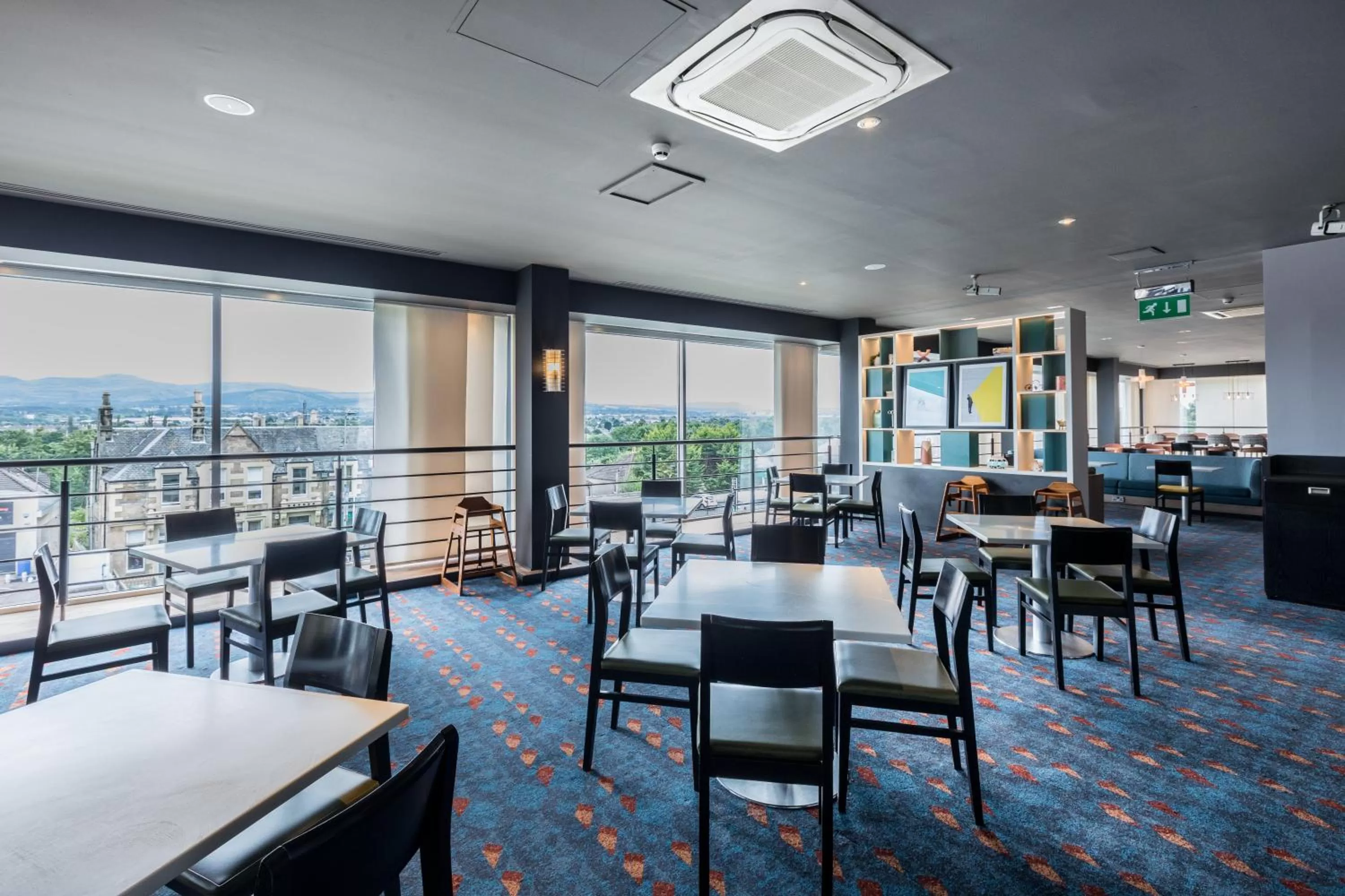 Restaurant/places to eat in Holiday Inn Edinburgh Zoo by IHG