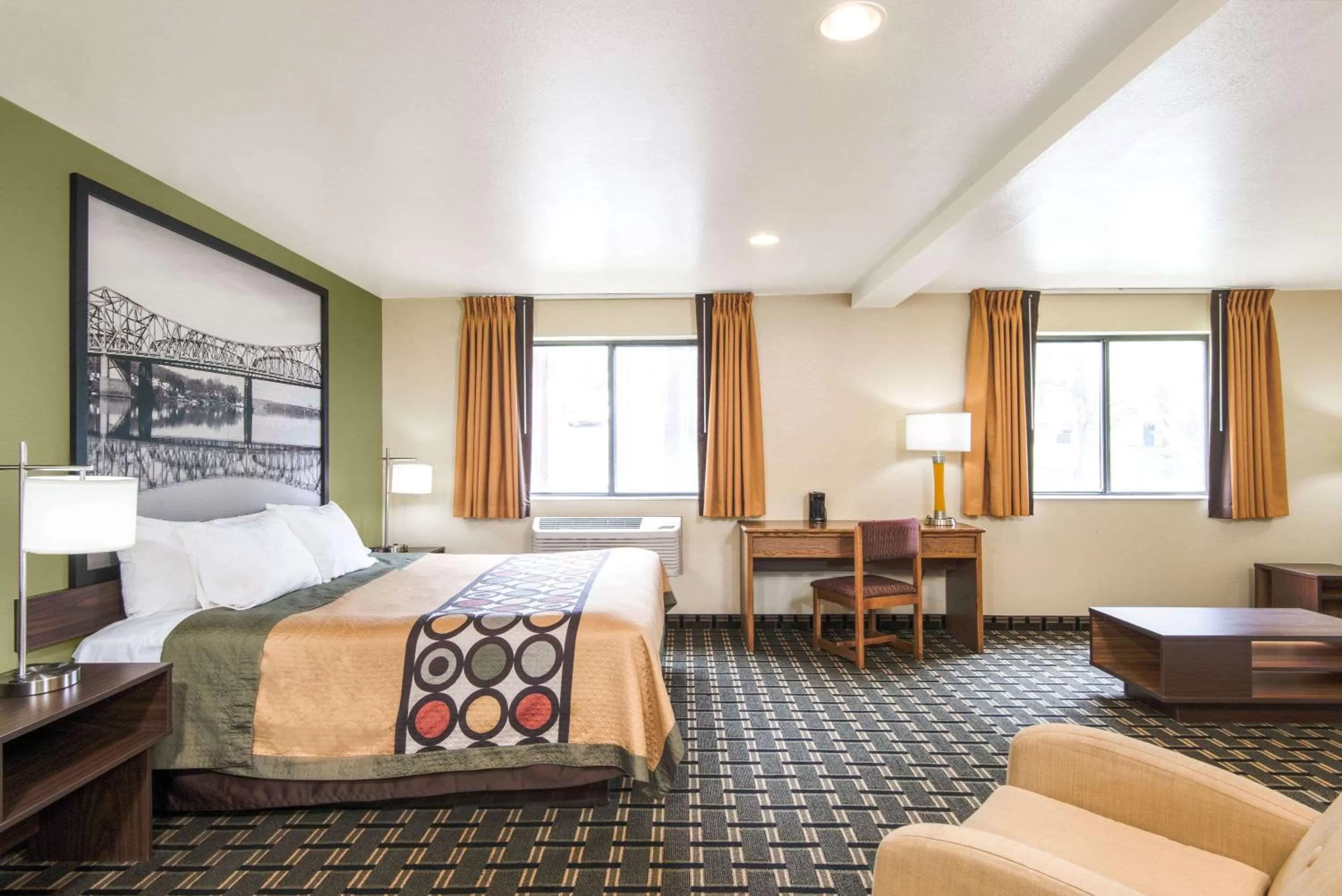 Photo of the whole room, Bed in Super 8 by Wyndham Wheeling WV