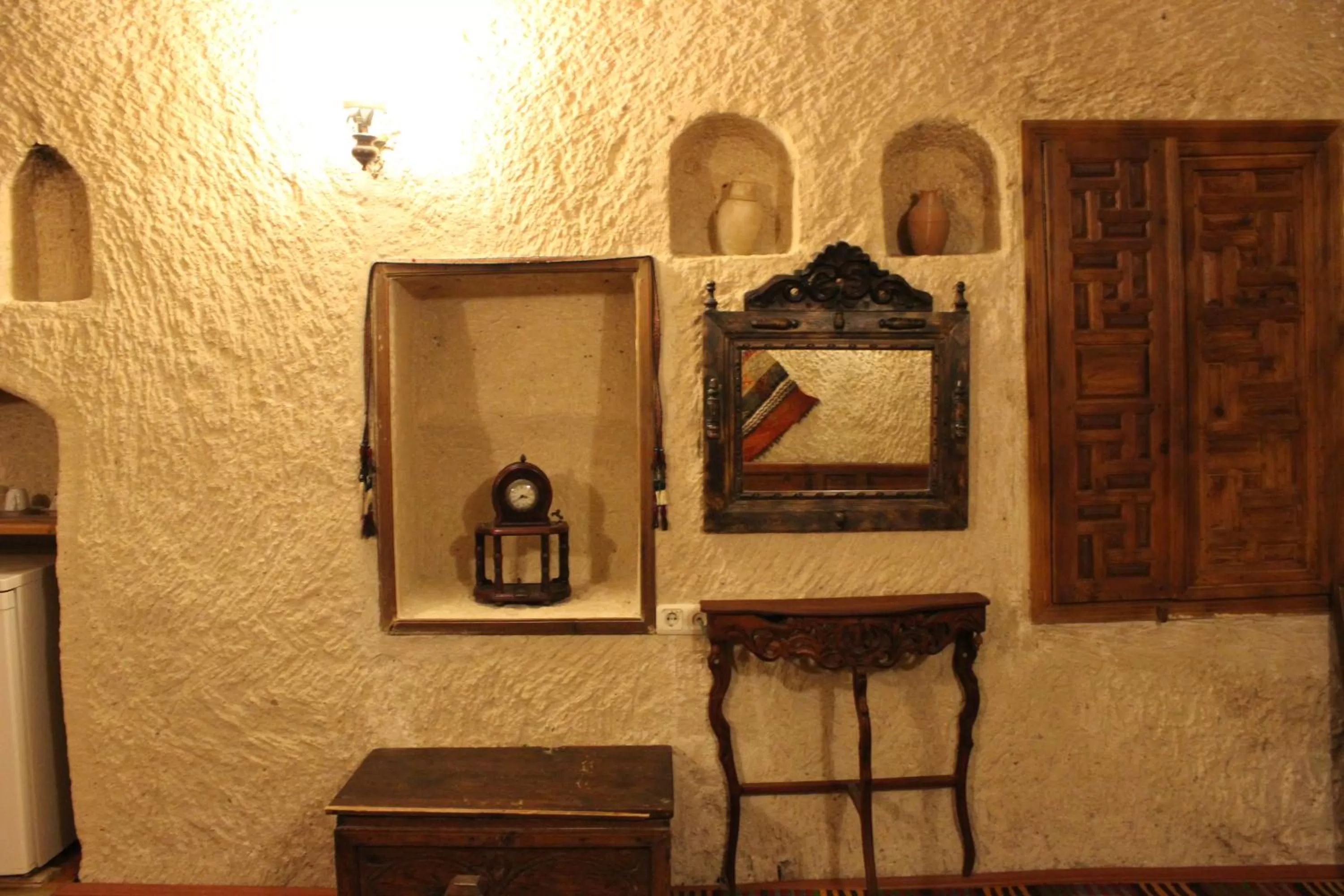 Decorative detail in Kismet Cave House