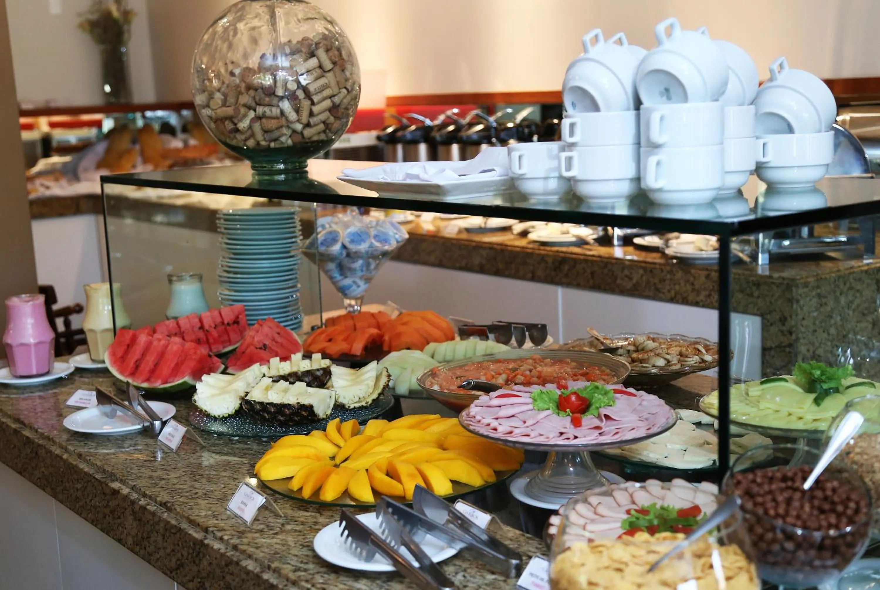 Food and drinks in Garbos Trade Hotel