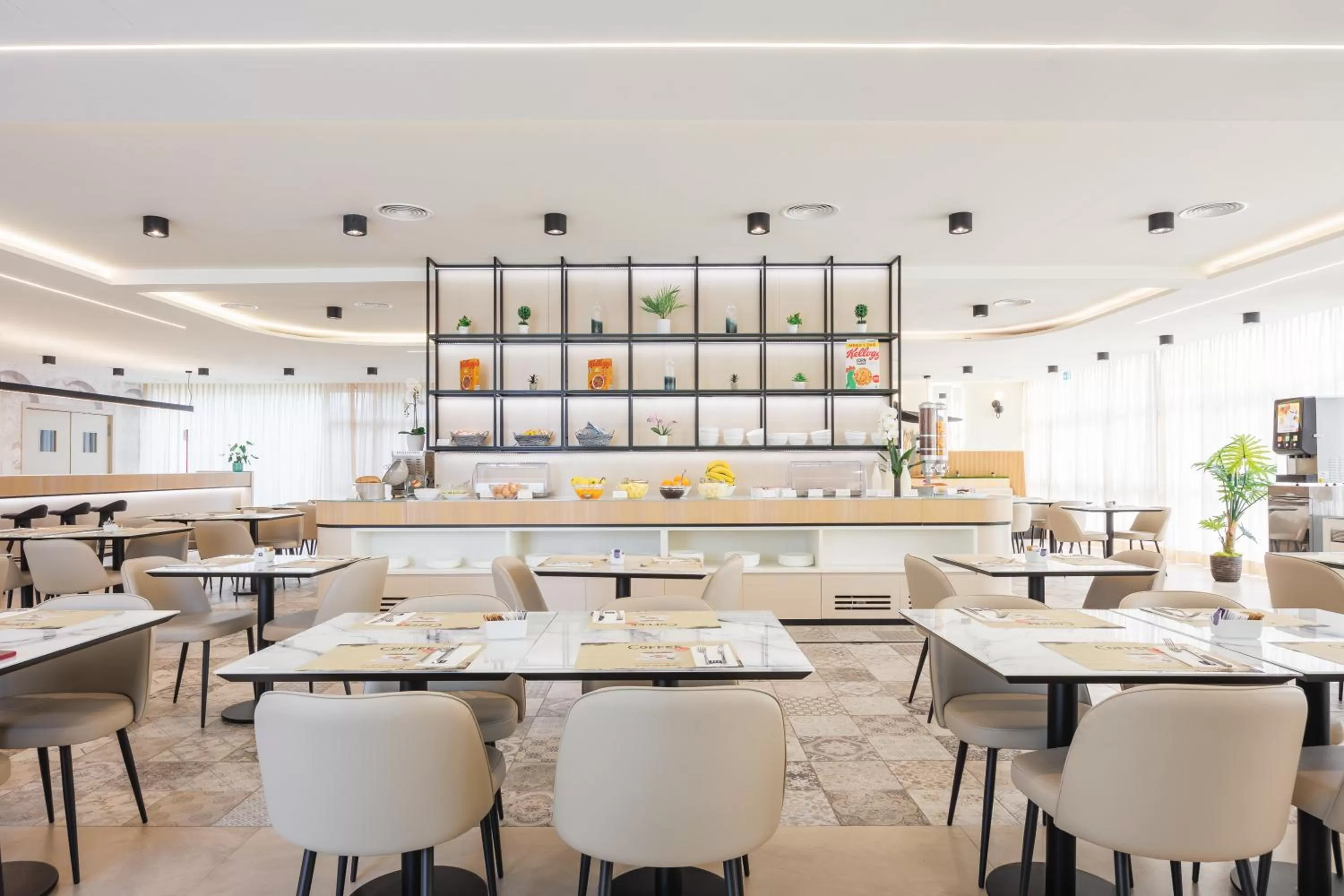 Breakfast in JR Hotels Gate 7 Bologna