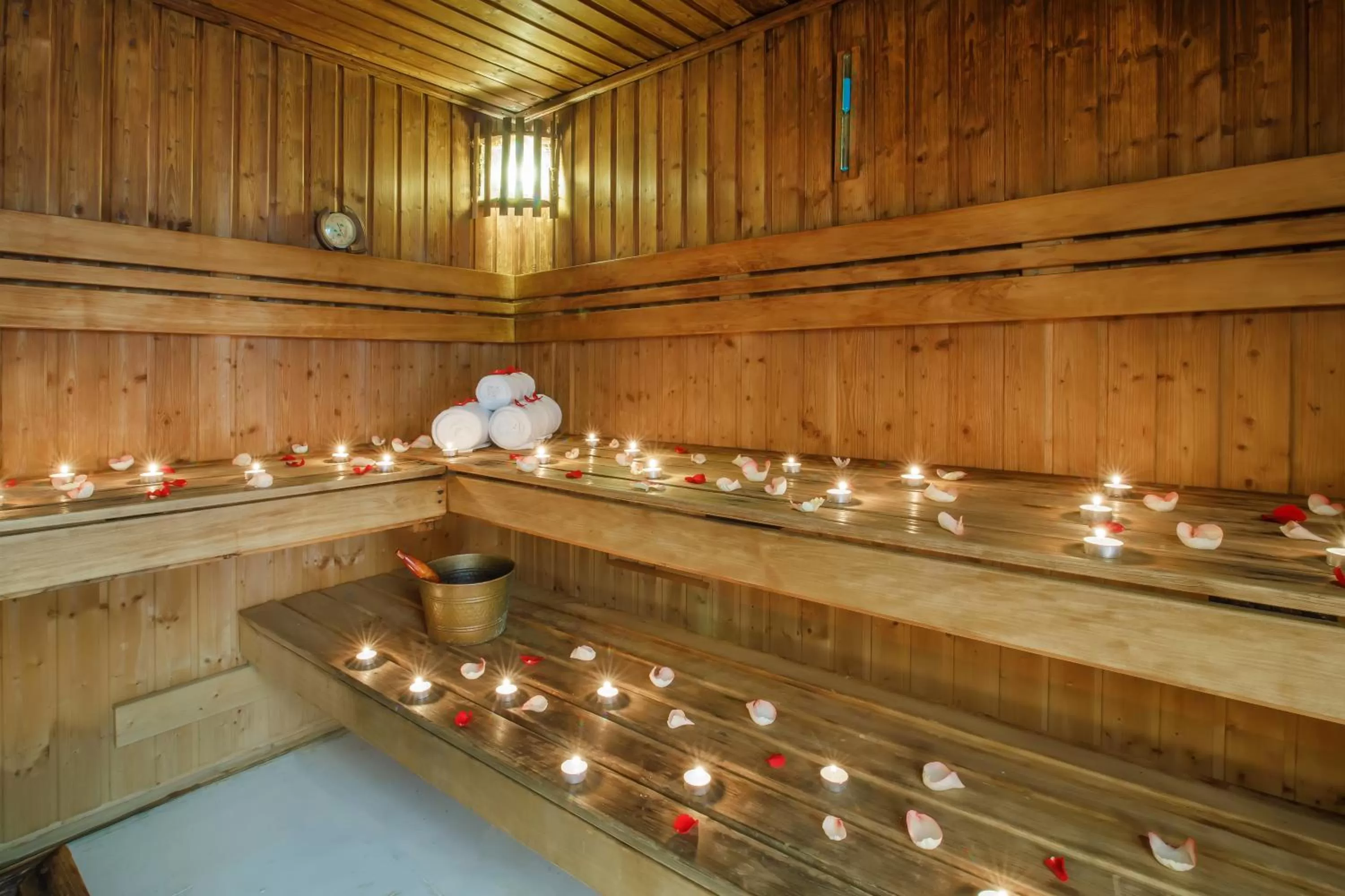 Sauna in Grand Excelsior Hotel Bur Dubai