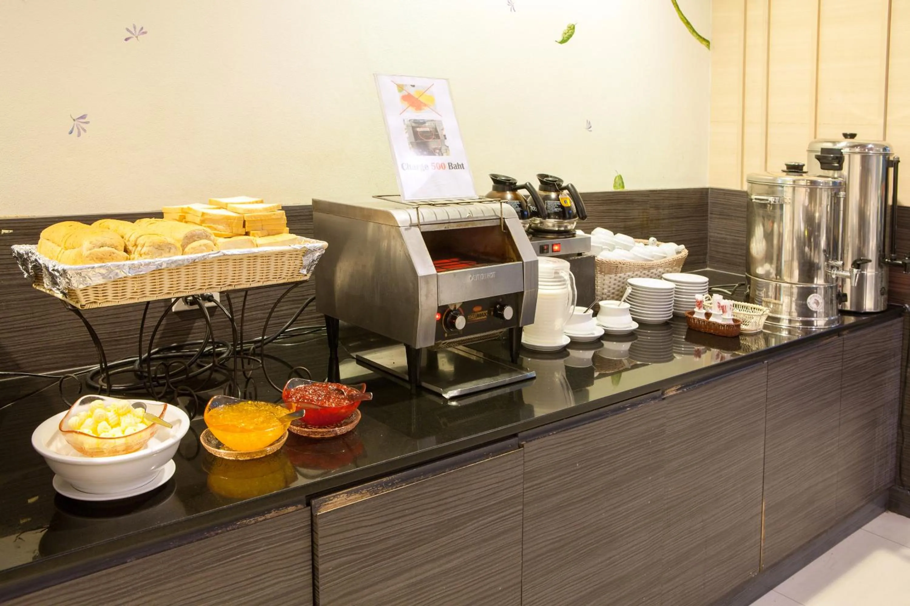 Breakfast in Hill Fresco Hotel