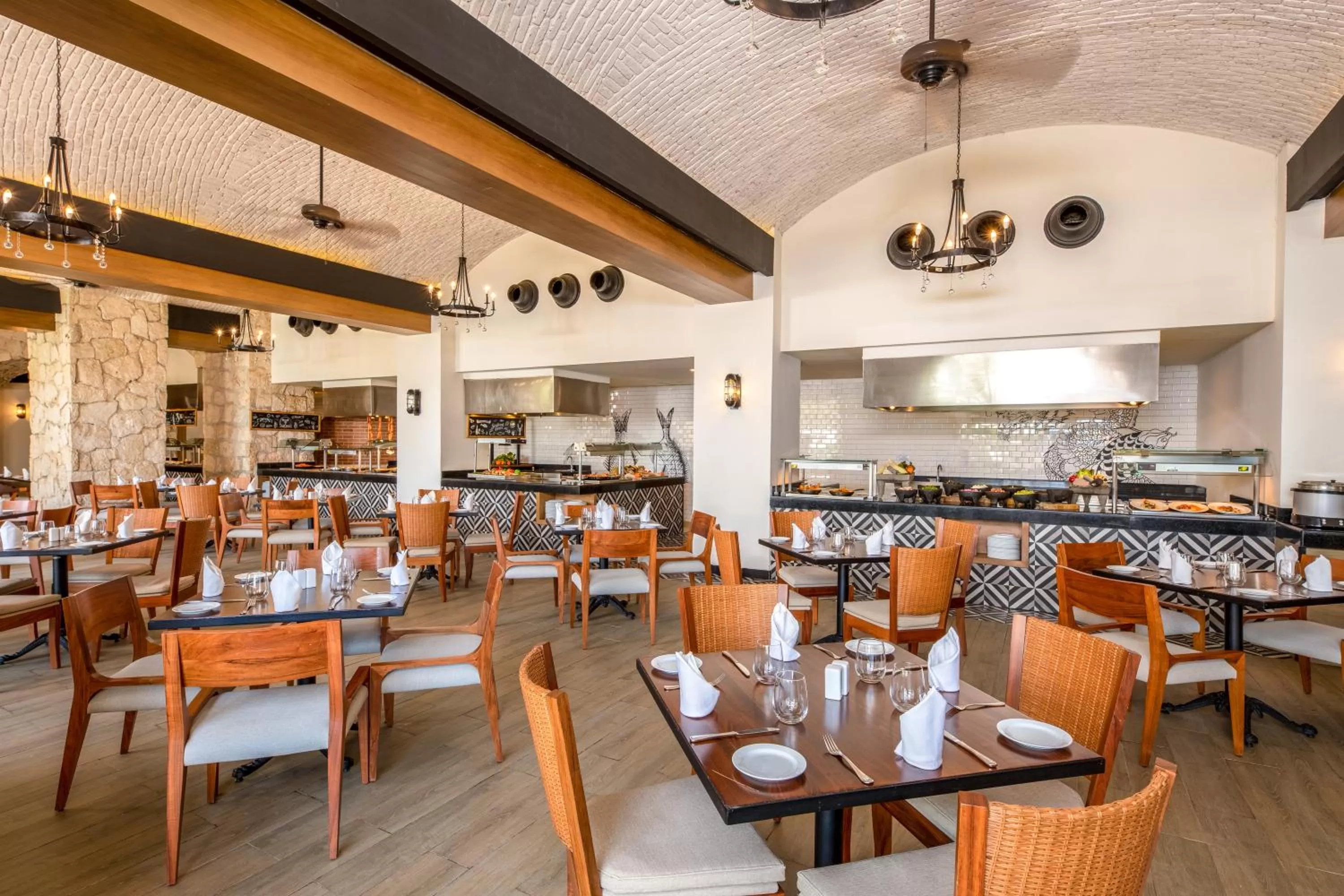 Restaurant/places to eat in Wyndham Alltra Playa del Carmen Adults Only All Inclusive