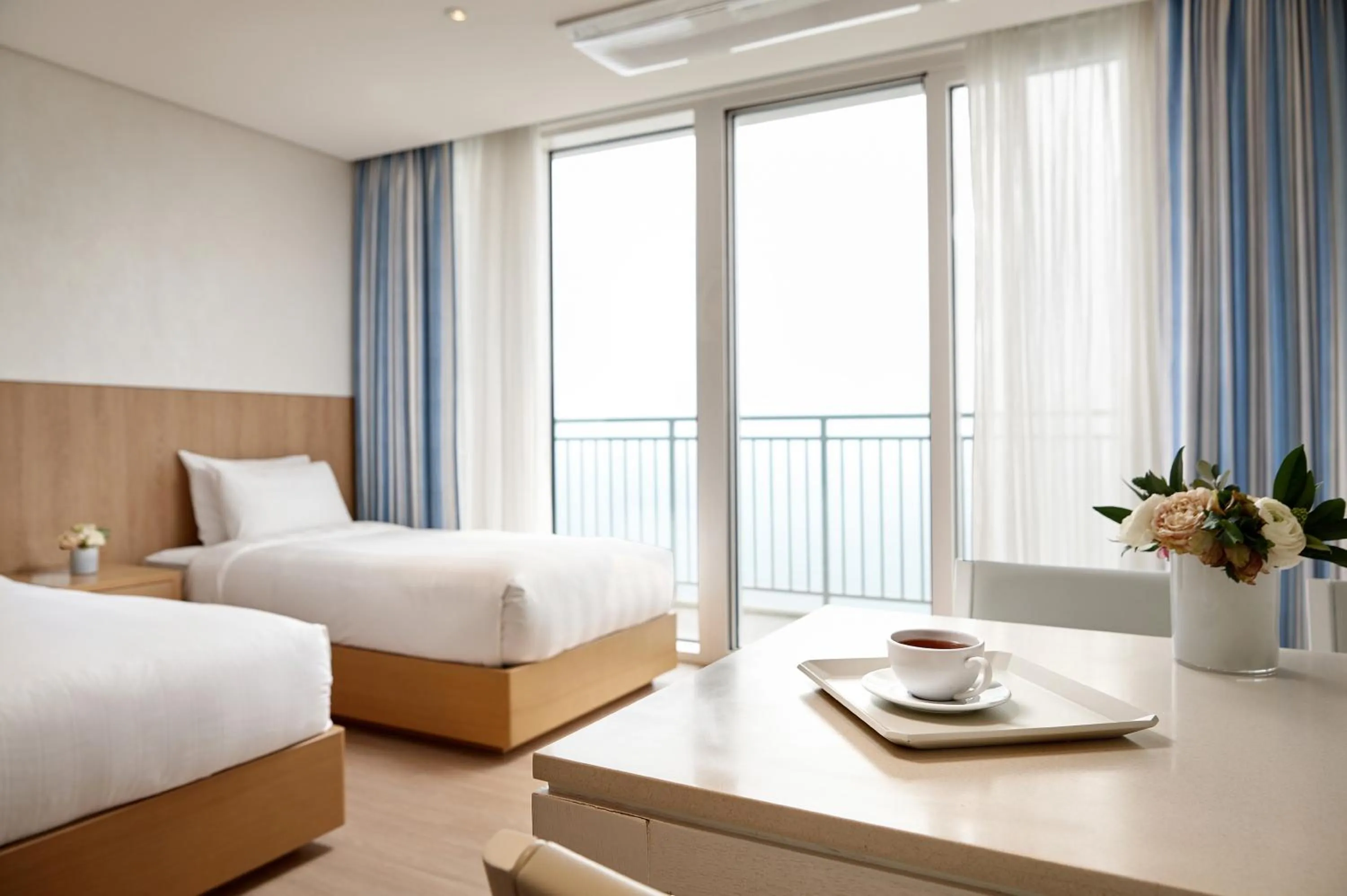 Bed in Lotte Resort Sokcho