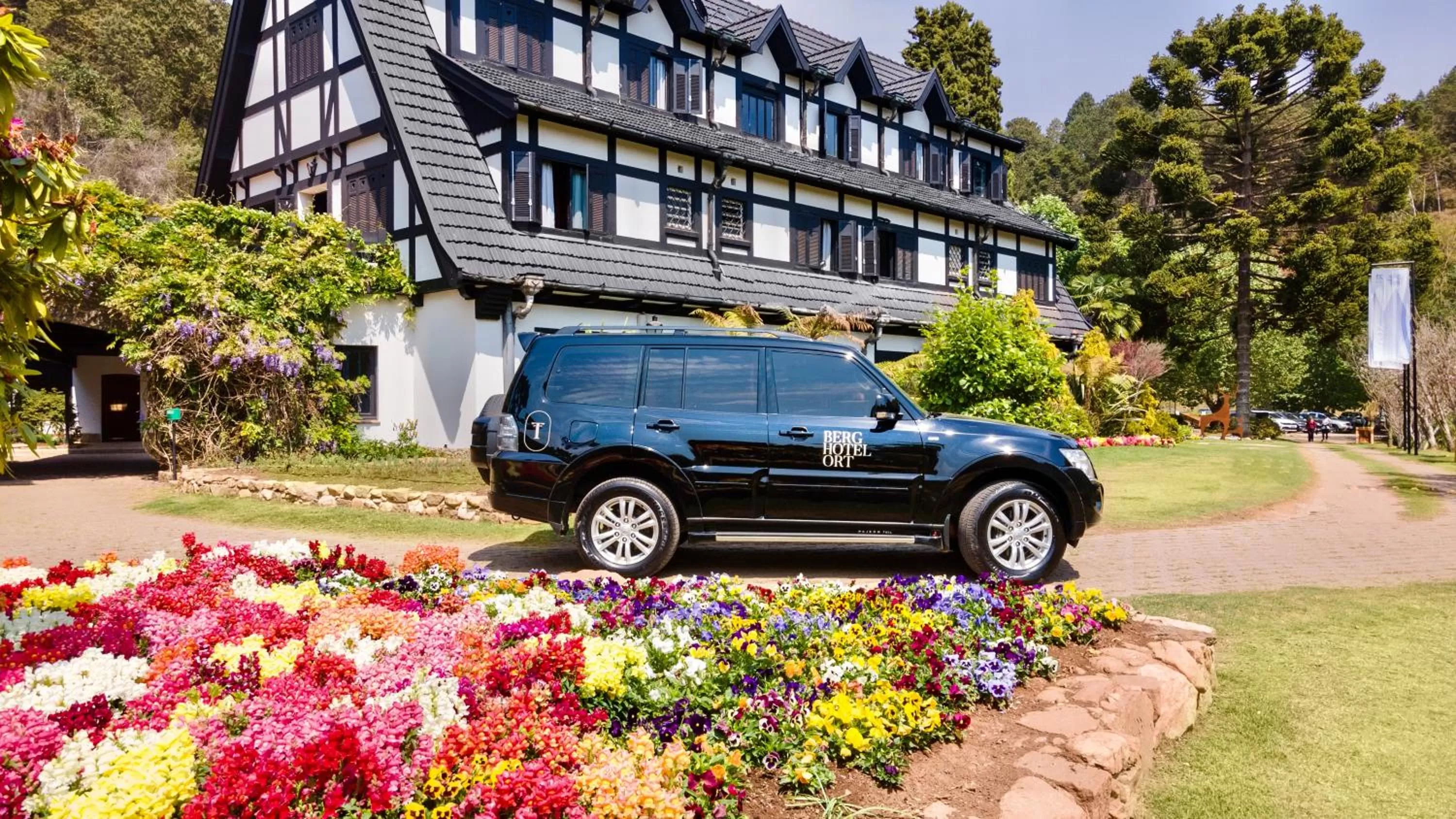 Property building in Ort Hotel