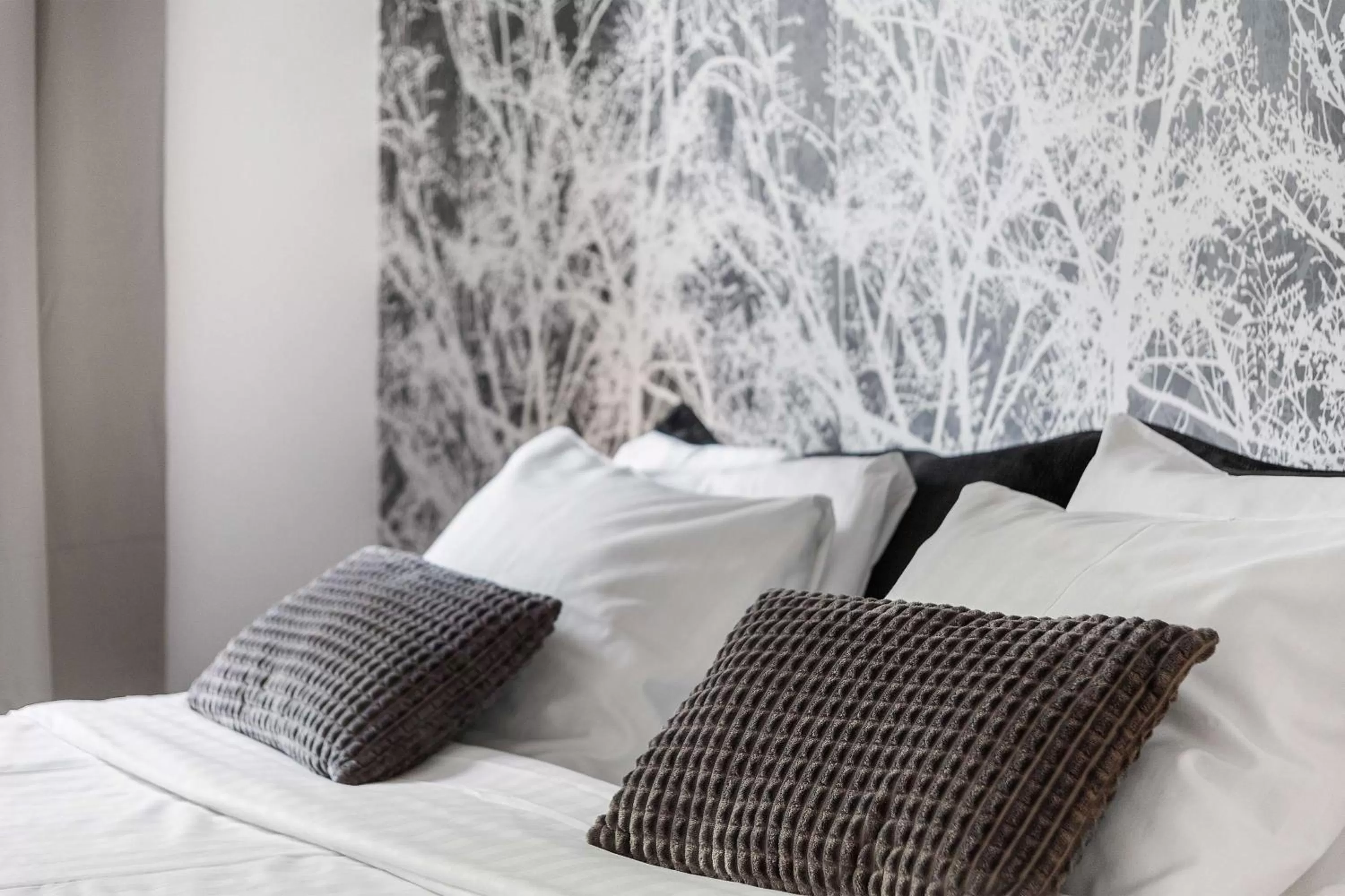 Photo of the whole room, Bed in Best Western Hotel Tranas Statt