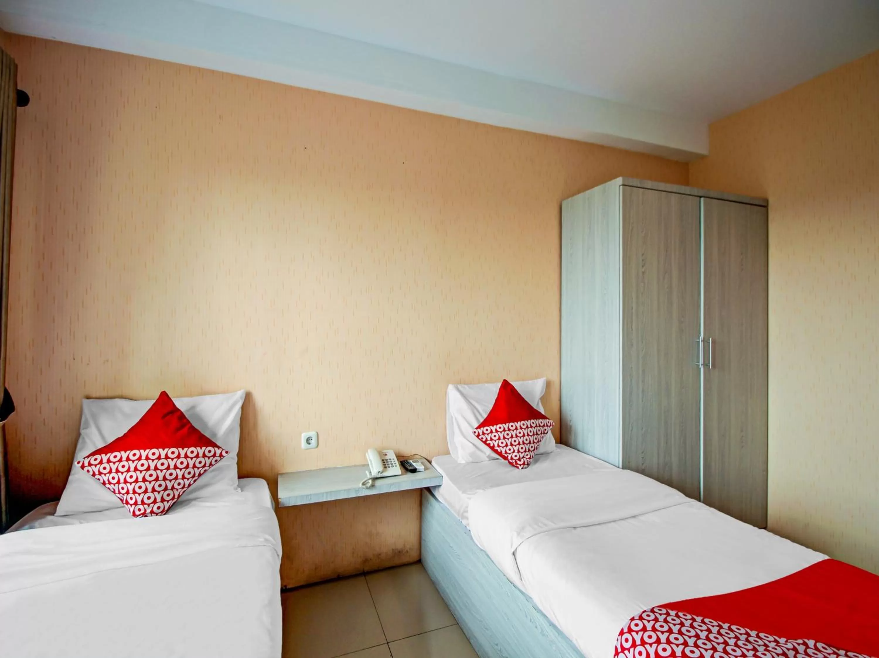 Bedroom, Bed in Hotel O Tridasa