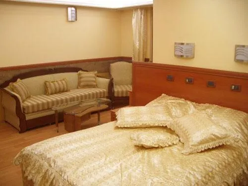 Bed in California Hotel