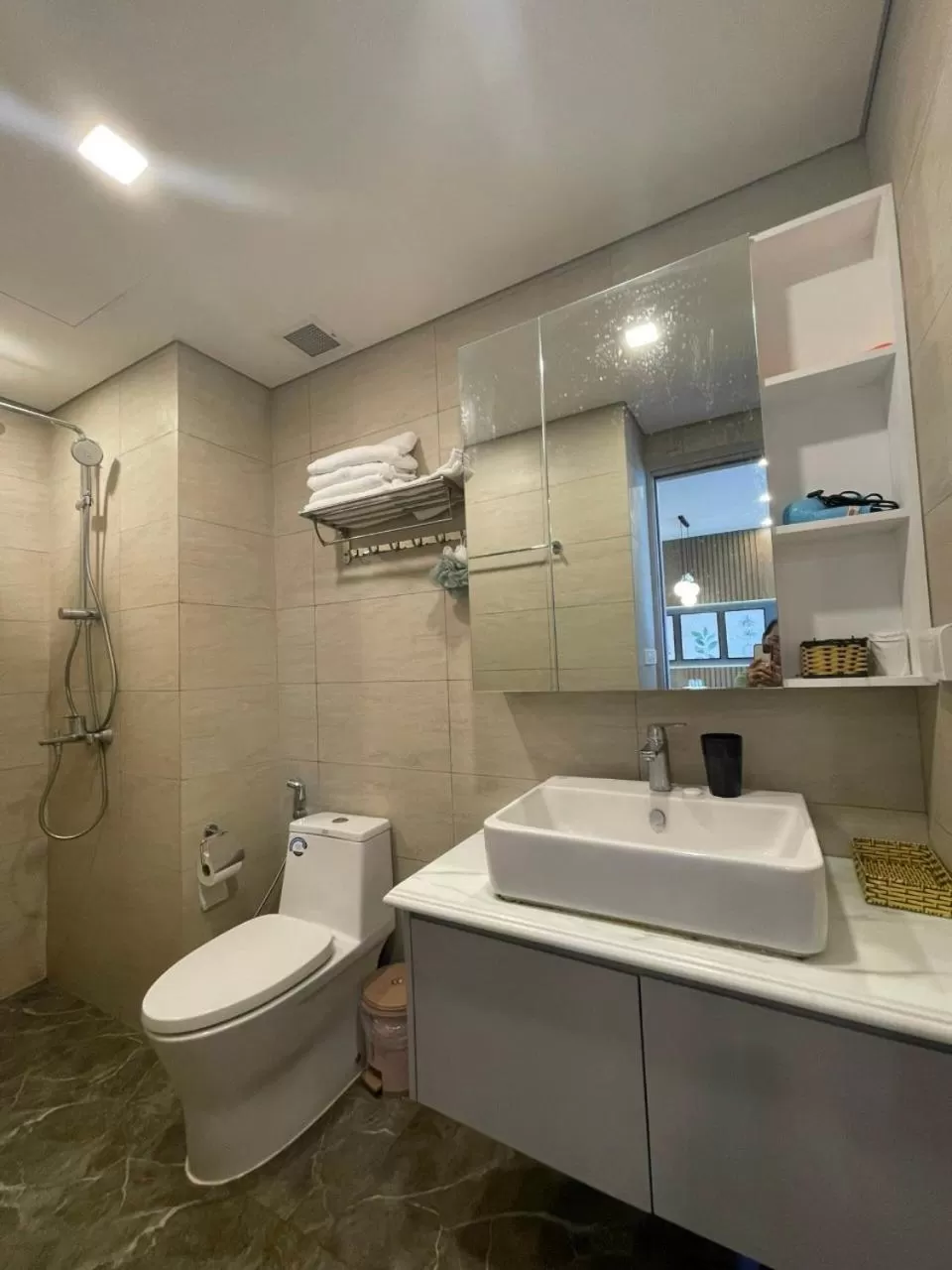 Bathroom in FLC Sea Tower Quy Nhơn - Homostay