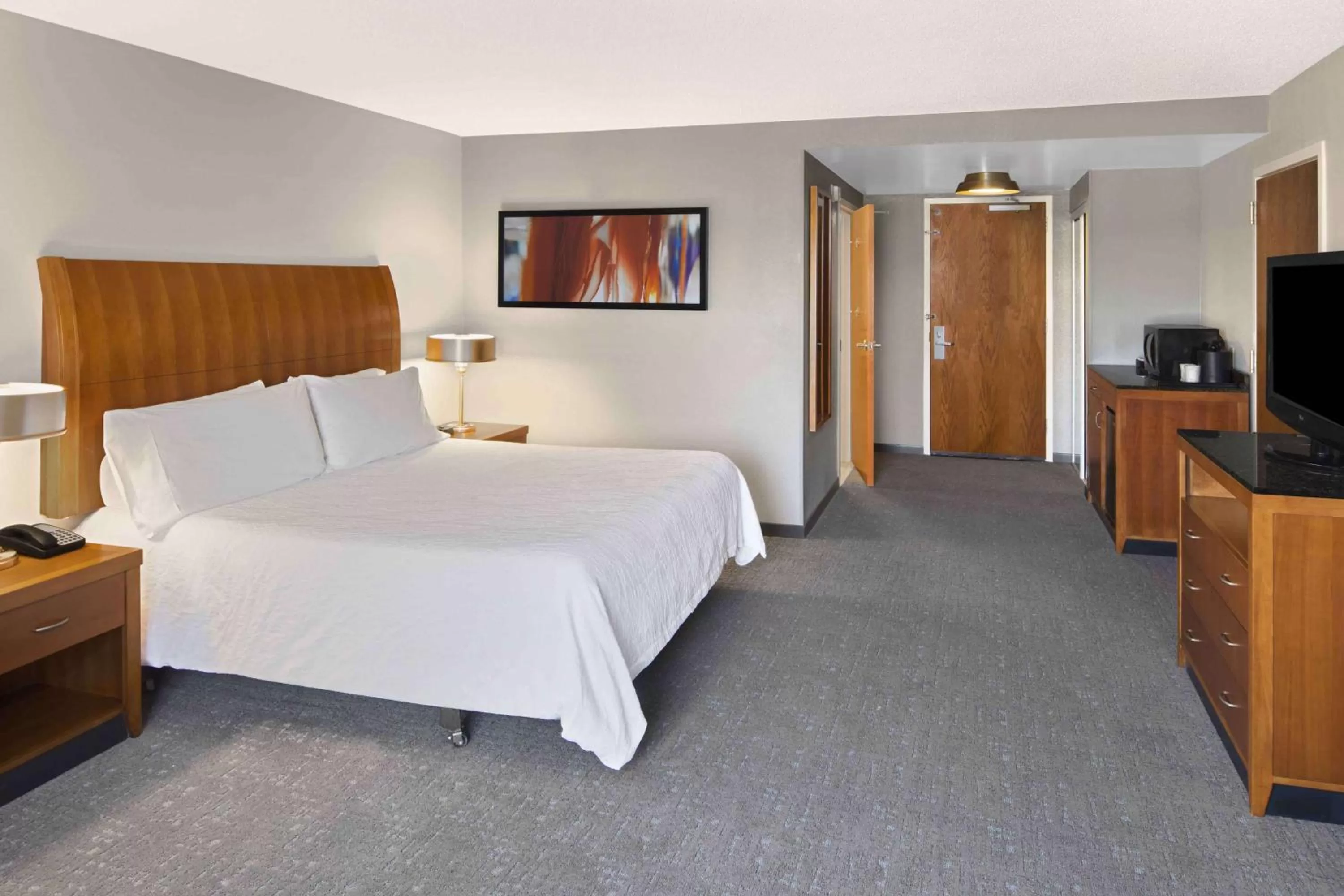 Bedroom, Bed in Hilton Garden Inn Jackson-Madison