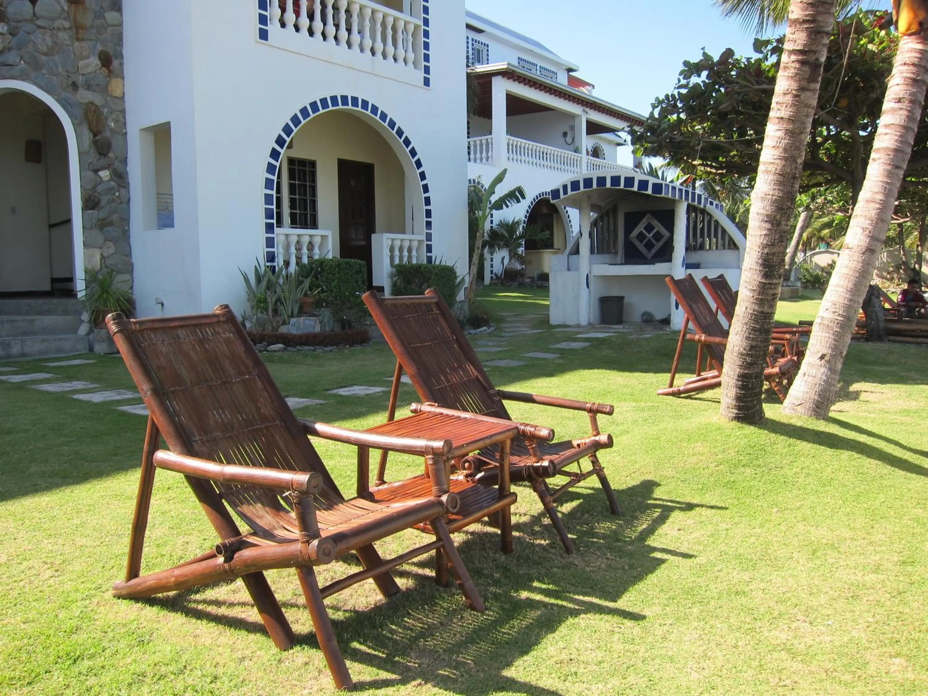 Garden in Squares Beachside Apartments