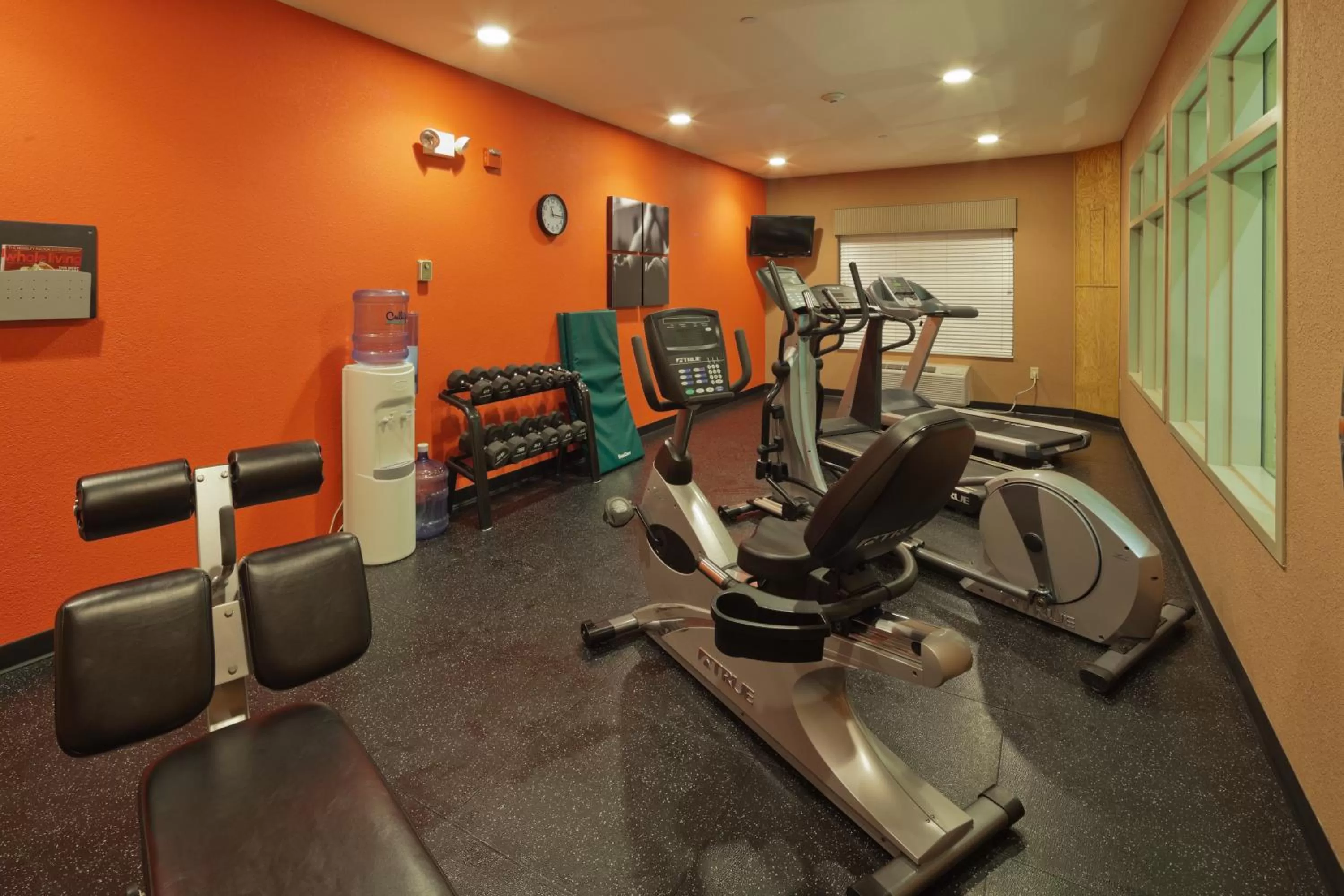 Fitness centre/facilities in Country Inn & Suites by Radisson, Madison Southwest, WI