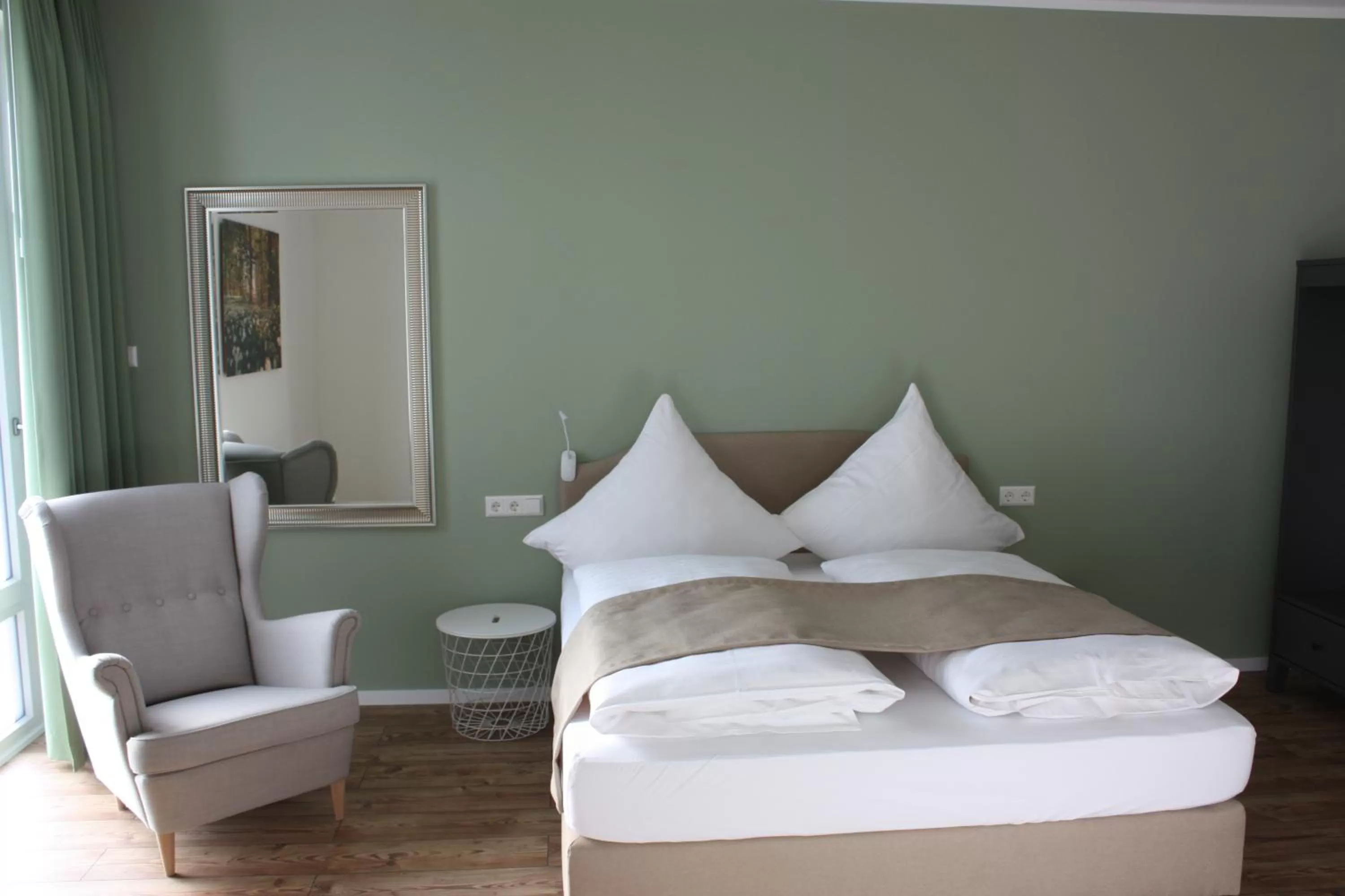 Bed in Hotel Grüner Baum