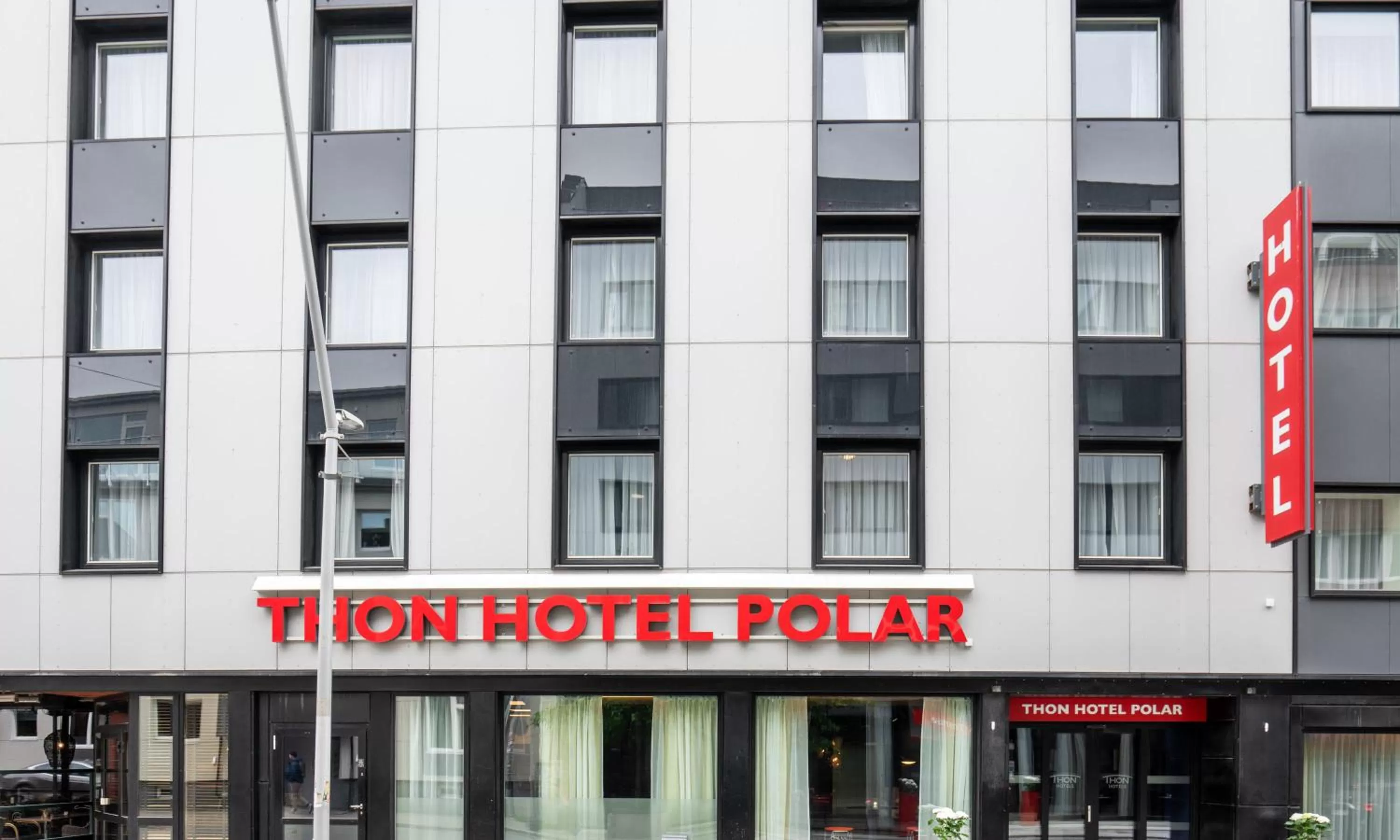 Facade/entrance in Thon Hotel Polar