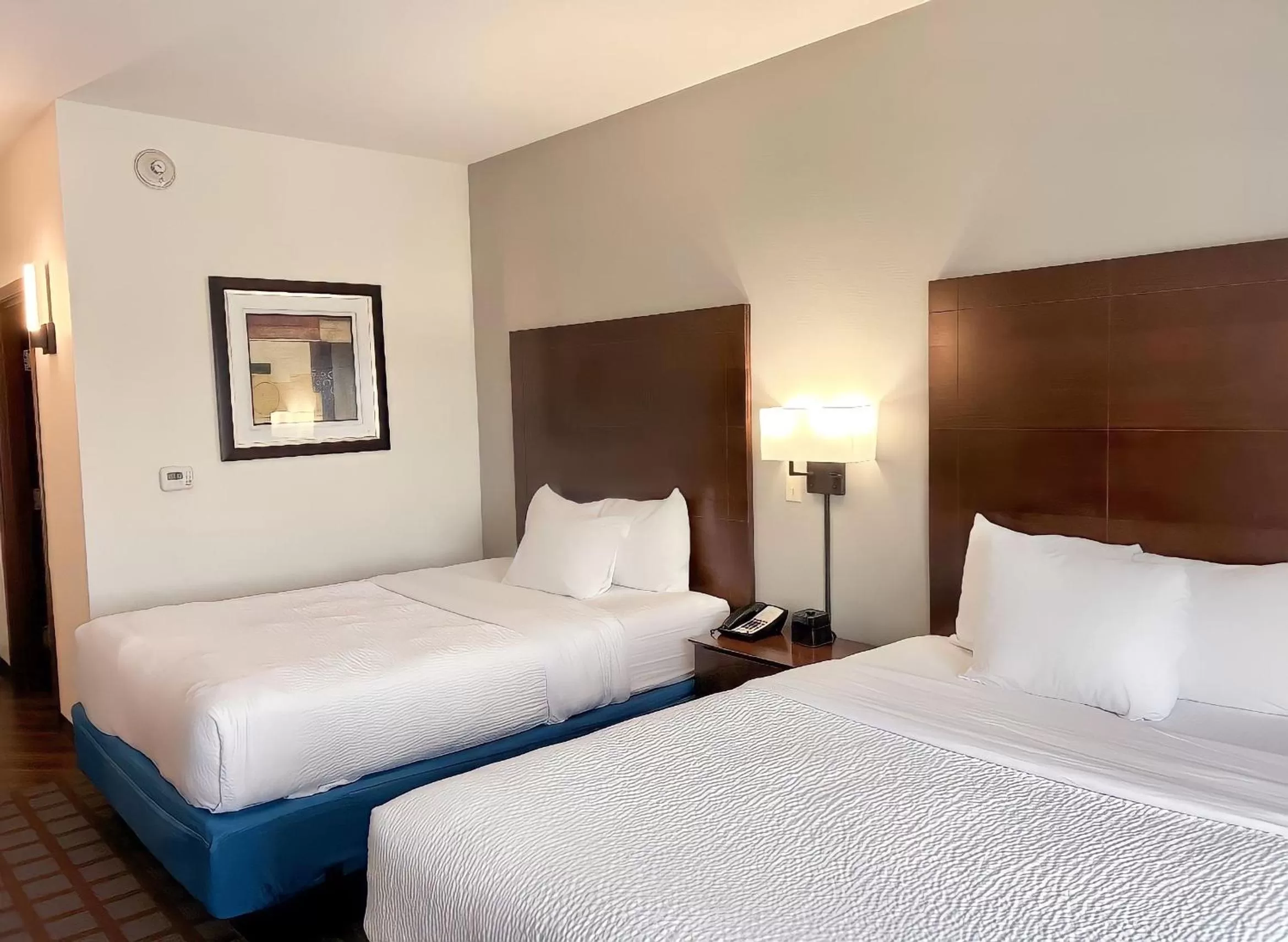 Bedroom, Bed in La Quinta by Wyndham Bozeman