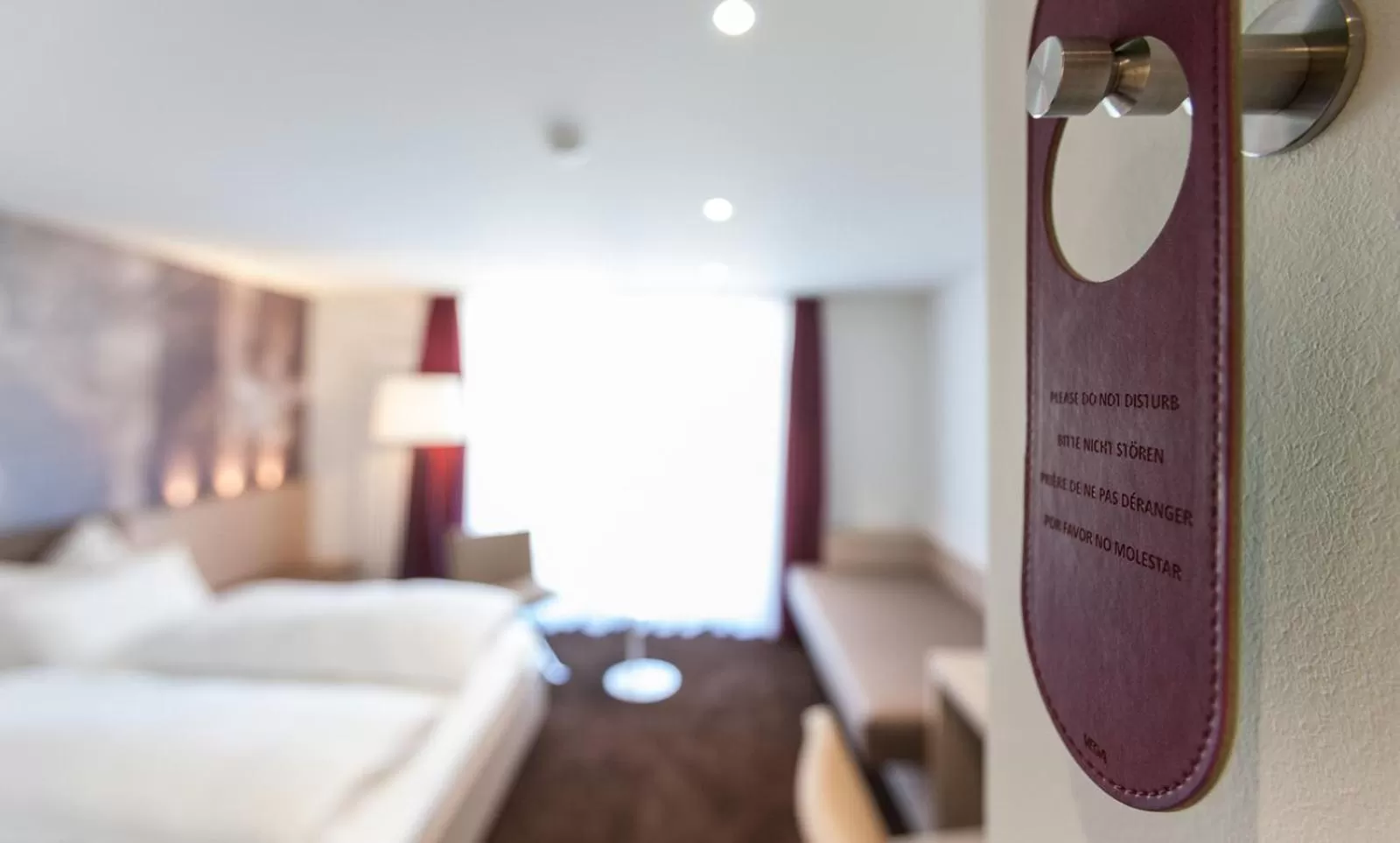 Photo of the whole room, Bed in Bollenhuthotel Kirnbacher Hof