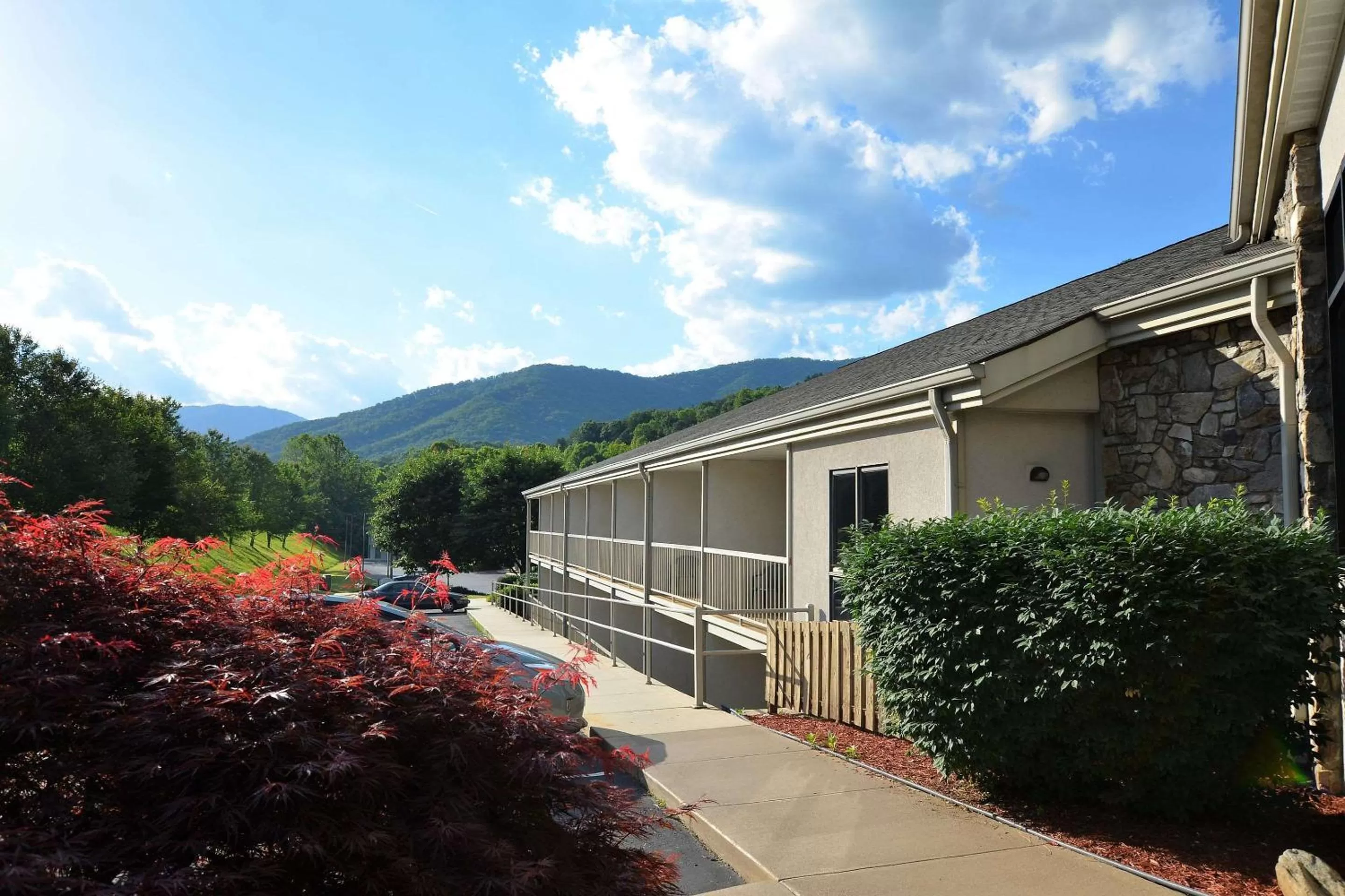 Property building in Quality Inn Cherokee Riverside