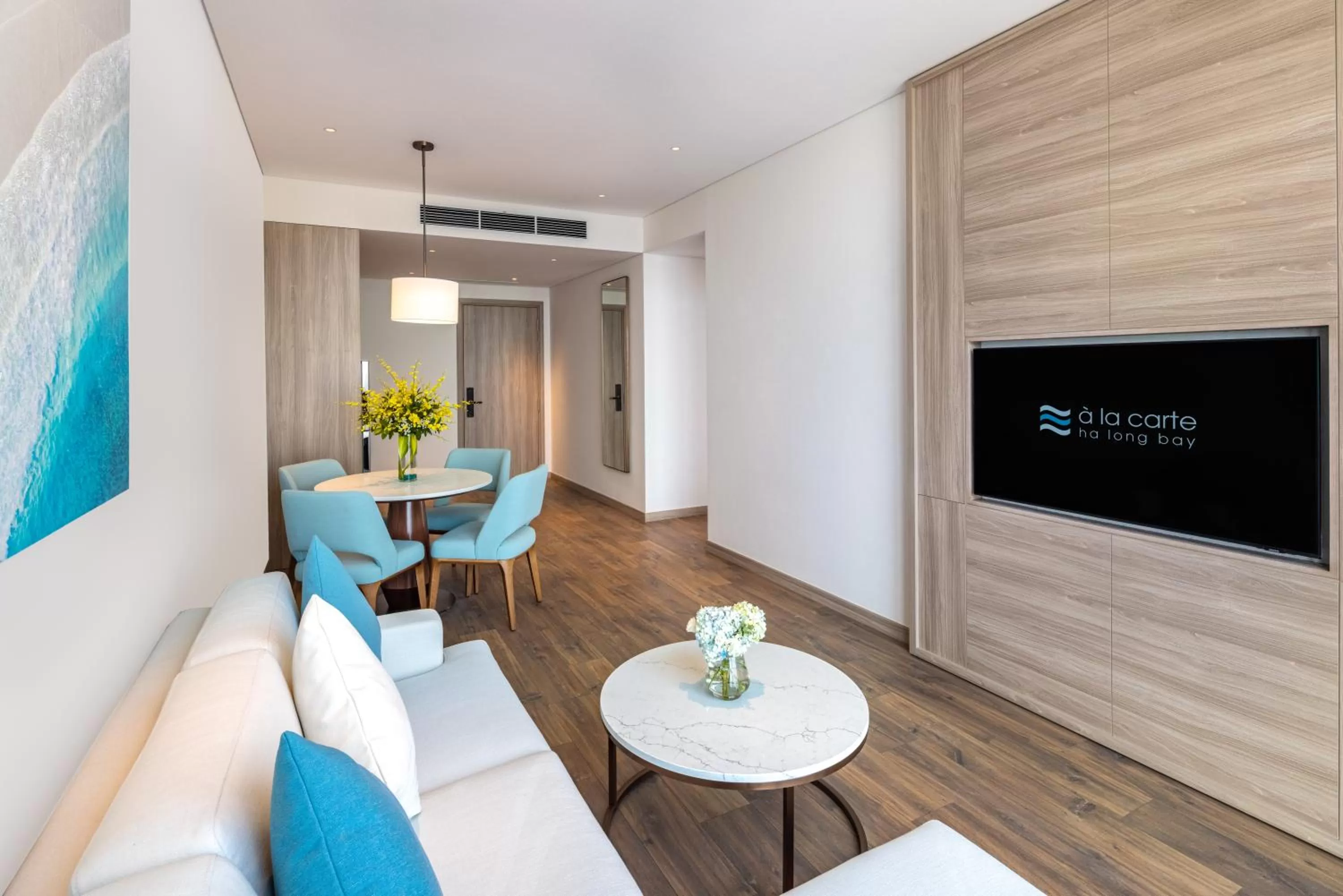 Living room in A La Carte Ha Long Bay Residence