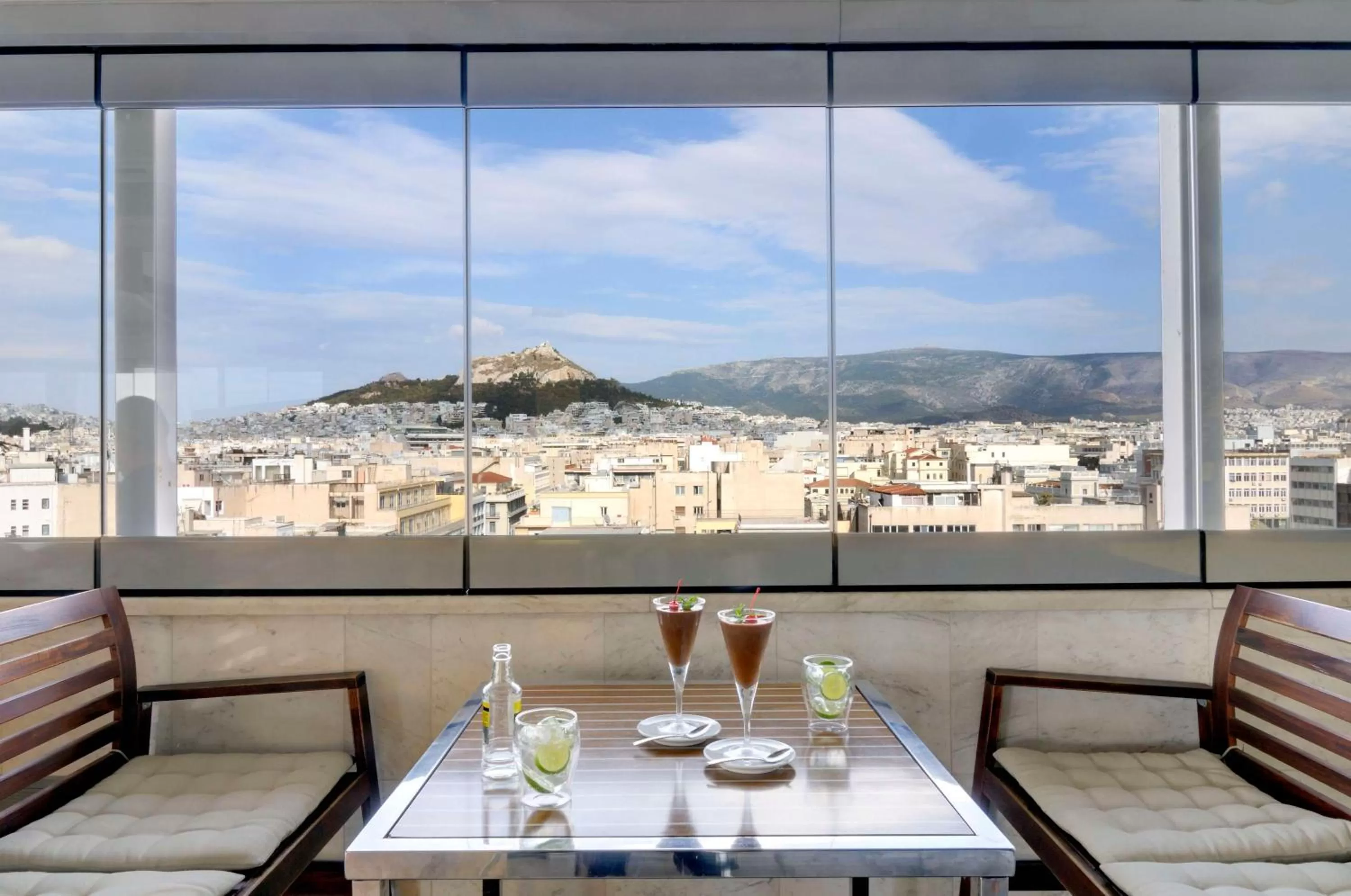 Lounge or bar in Dorian Inn - Sure Hotel Collection by Best Western