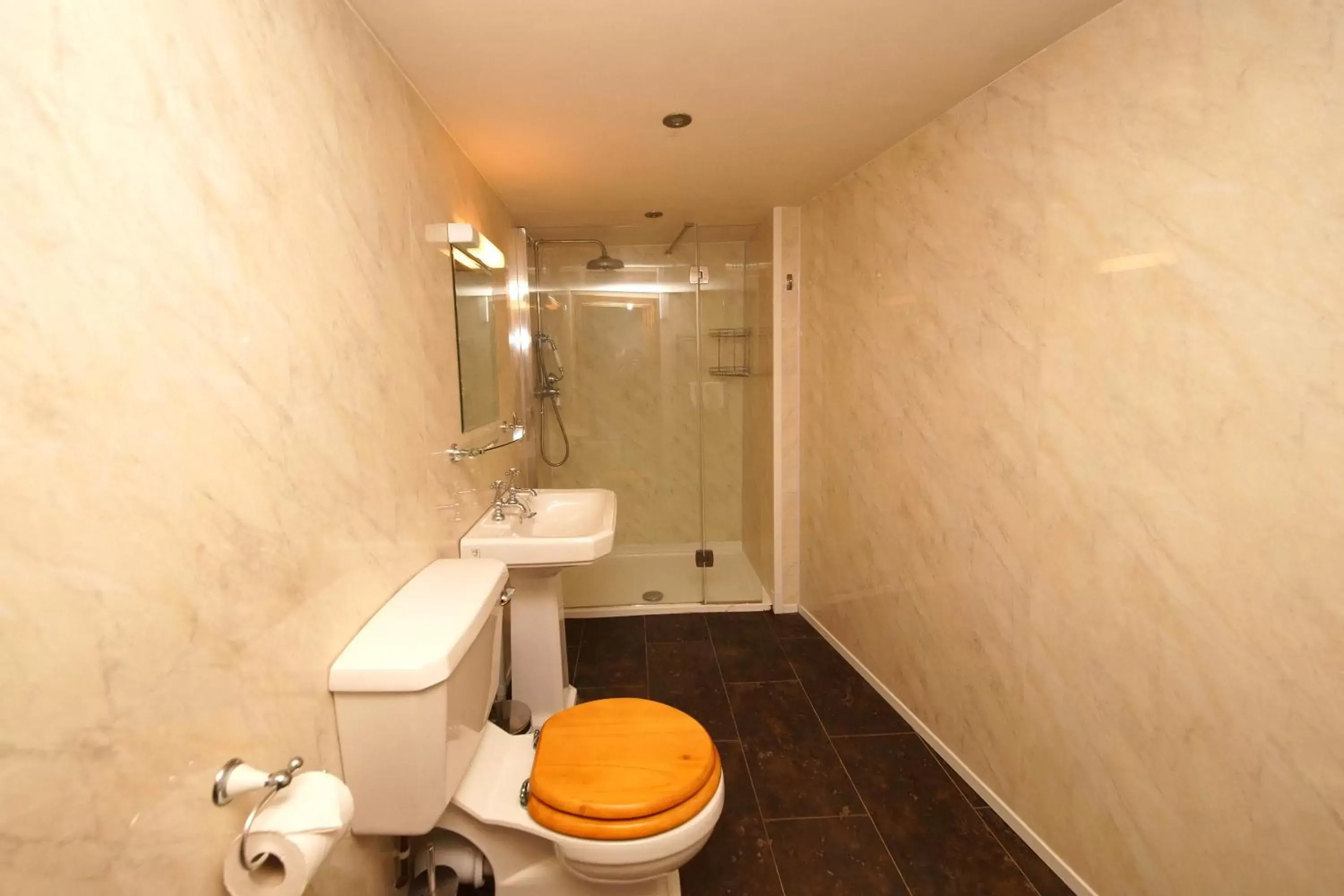 Deluxe King Room in The Green Room Deluxe King Room in The Green Room