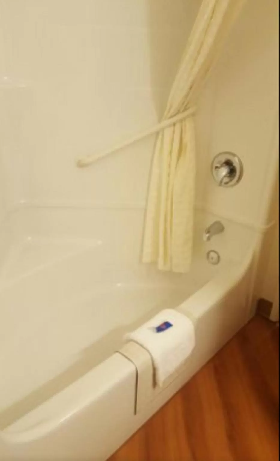 Bathroom in Motel 6-Roseburg, OR