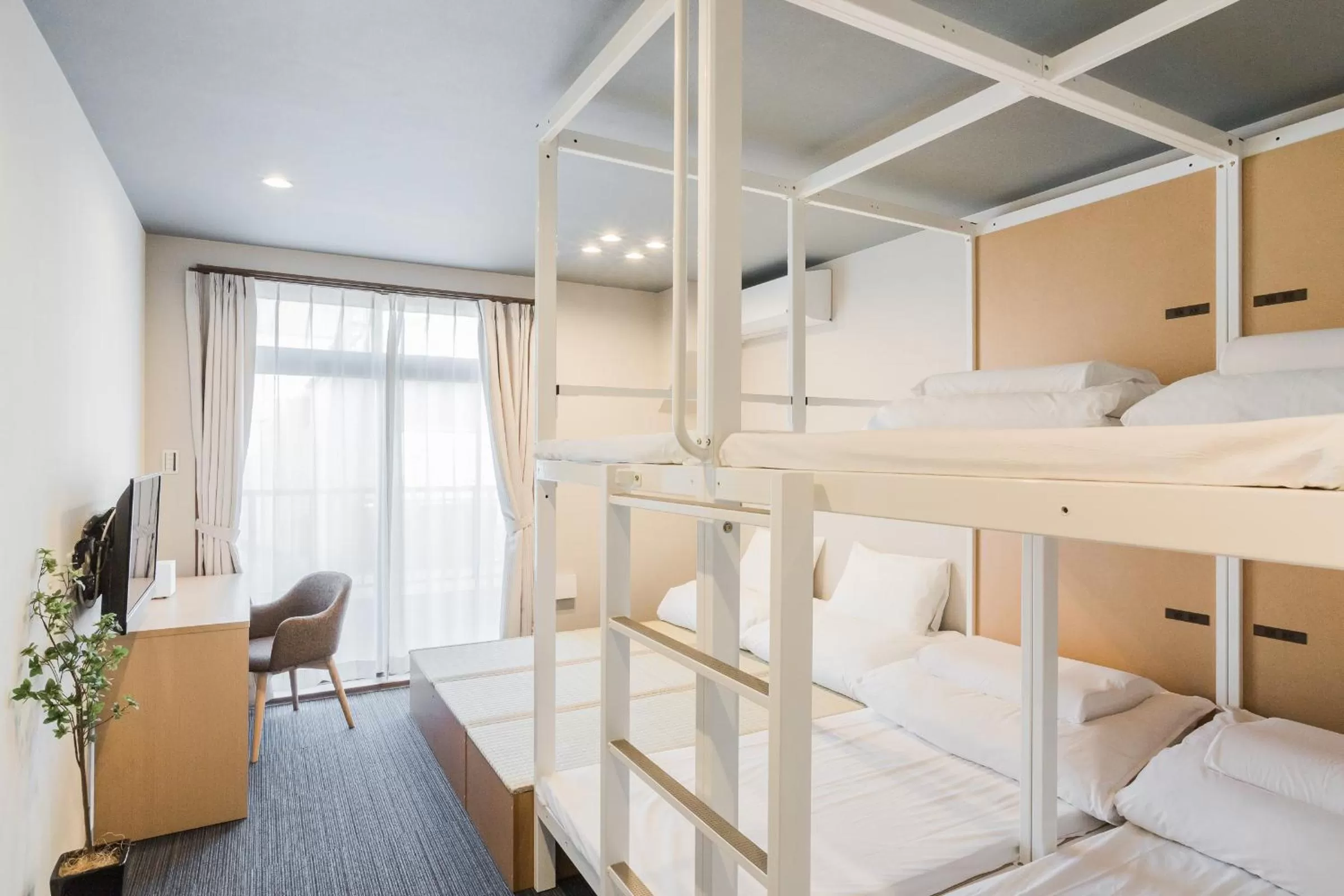 bunk bed, Bed in Playsis Asakusa