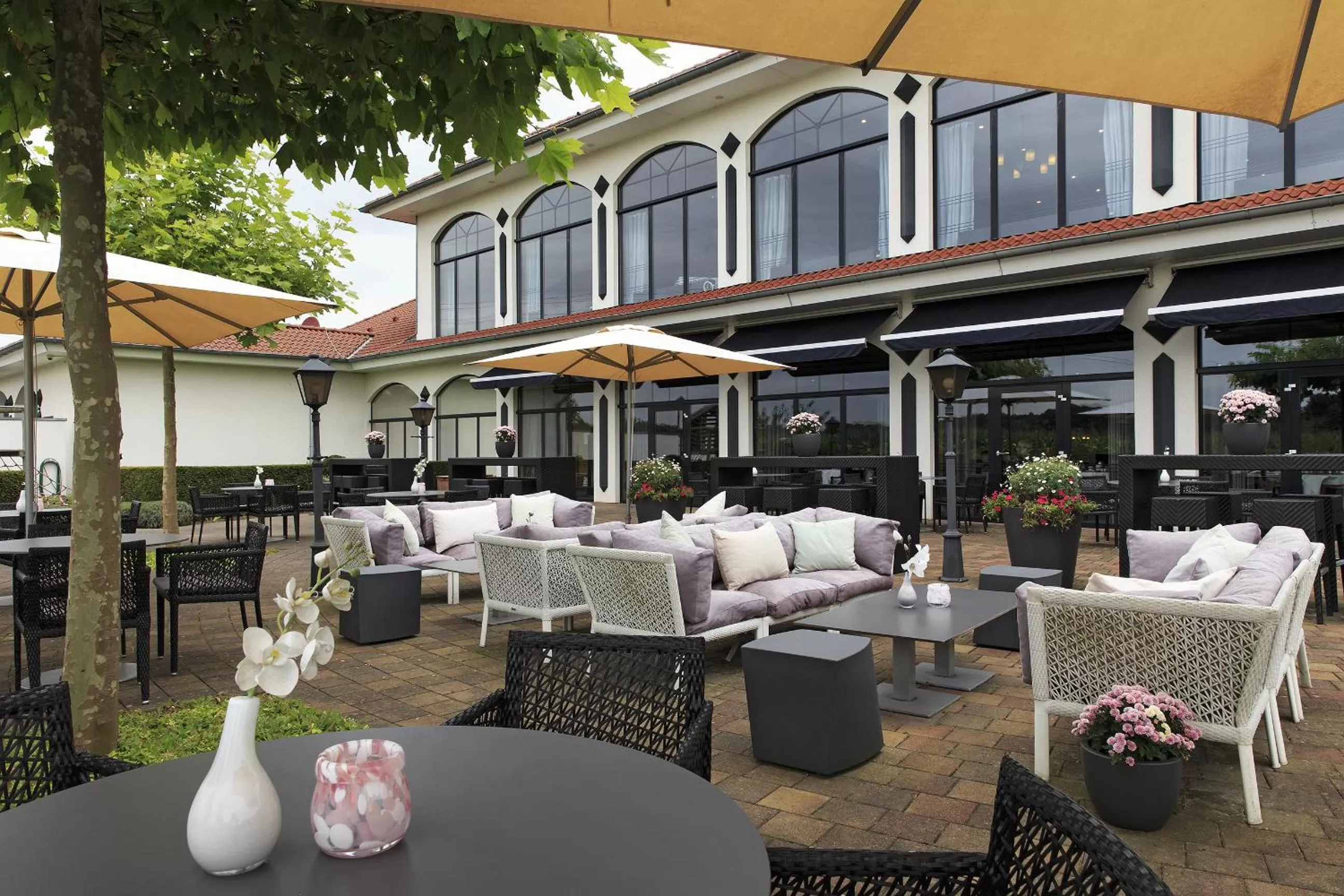 Patio in Van der Valk Hotel Melle - Osnabrück