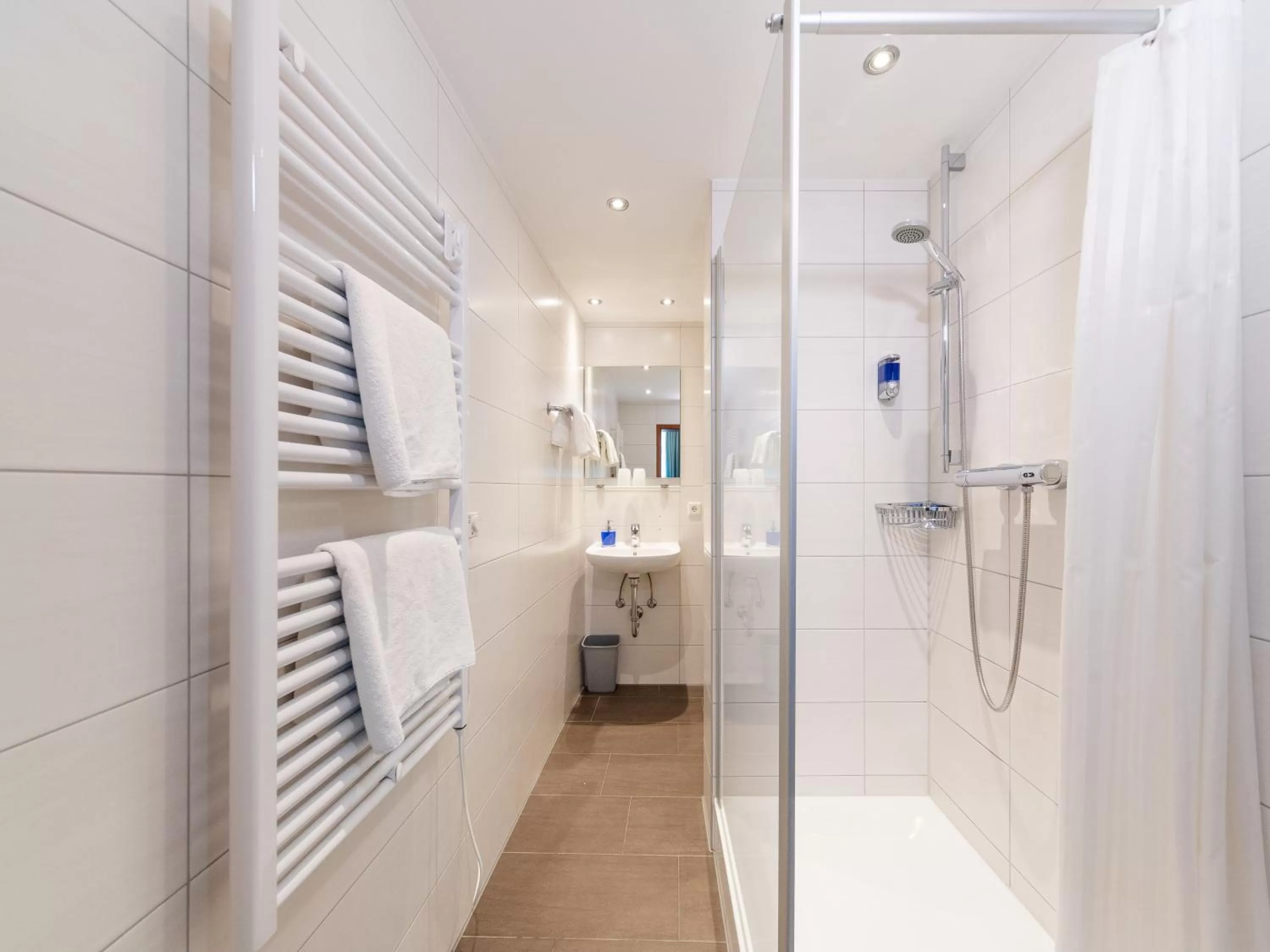 Shower in PrivatHotel Probst