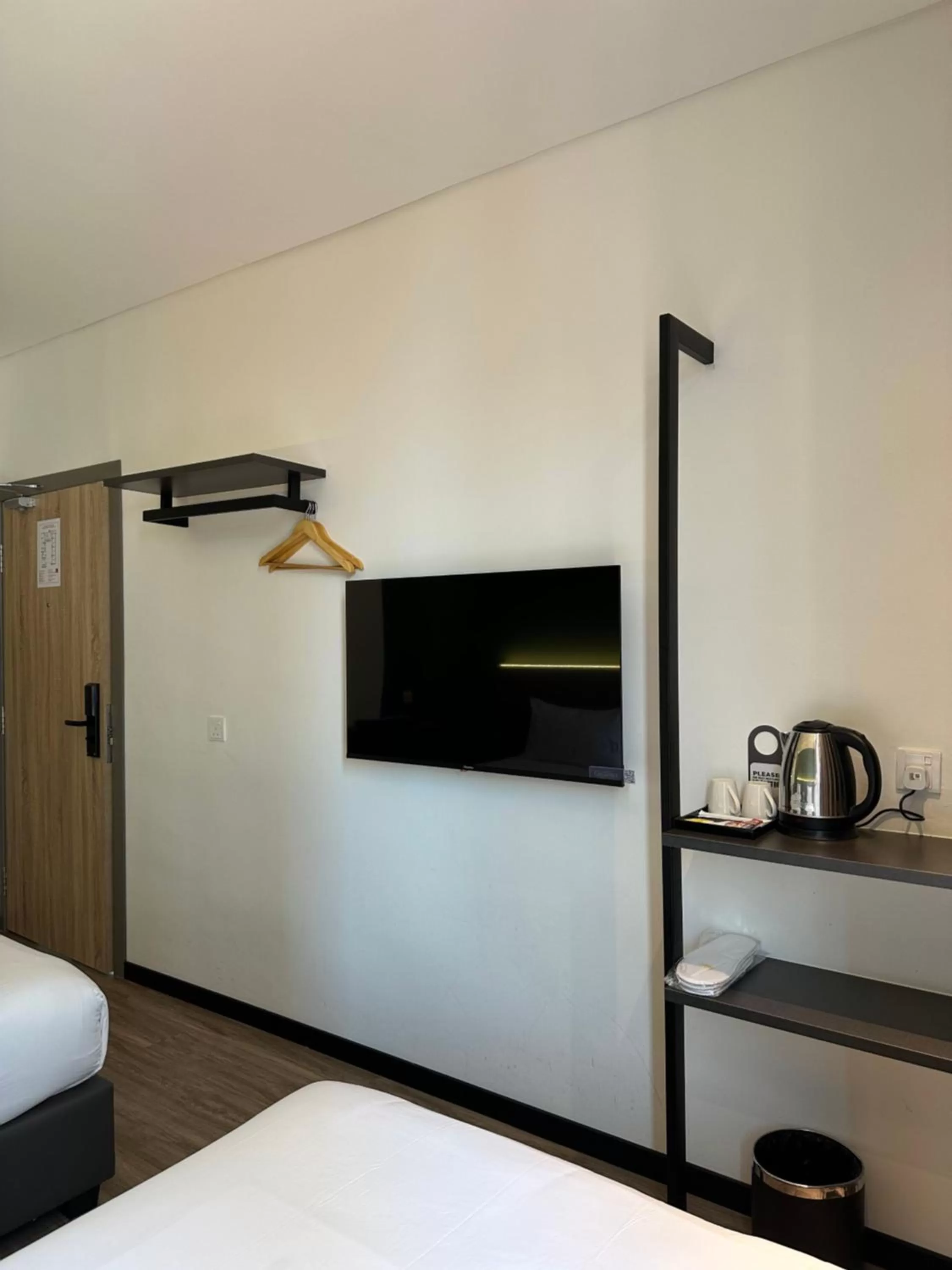 TV and multimedia, Bed in The Gallivant Hotel