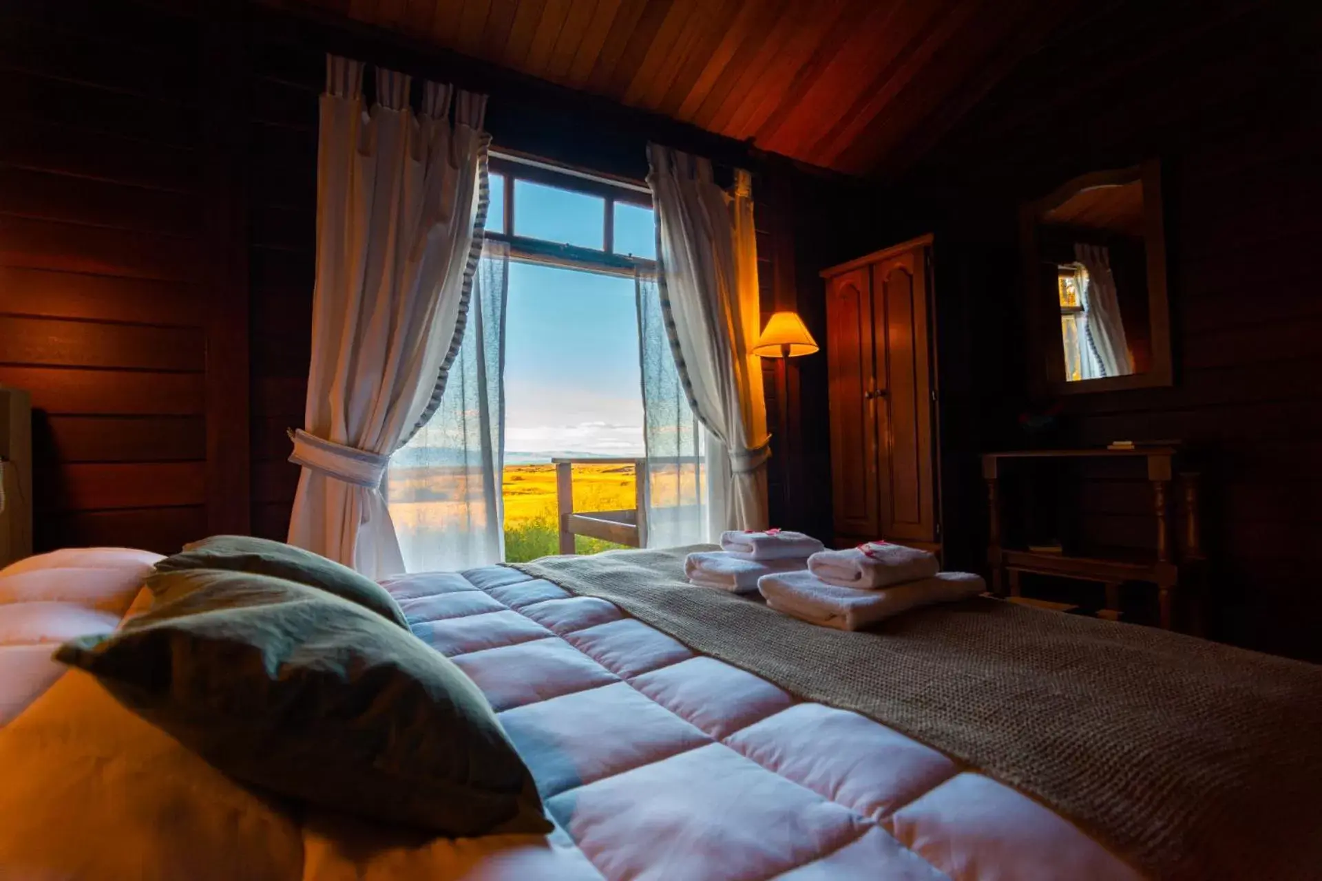 Triple Room in Hostería El Galpón Del Glaciar Triple Room in Hostería El Galpón Del Glaciar