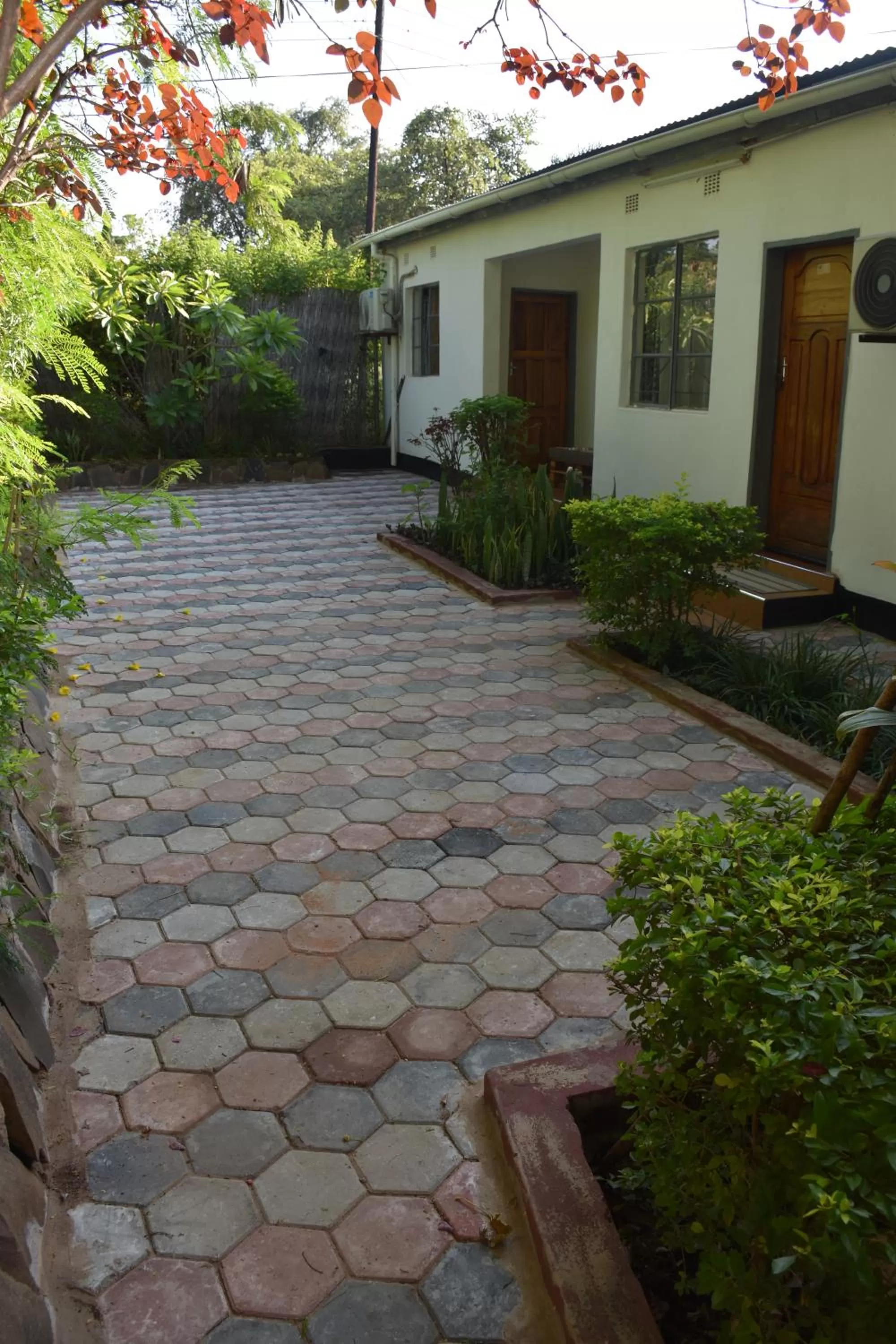 Property building in Tabonina Bis