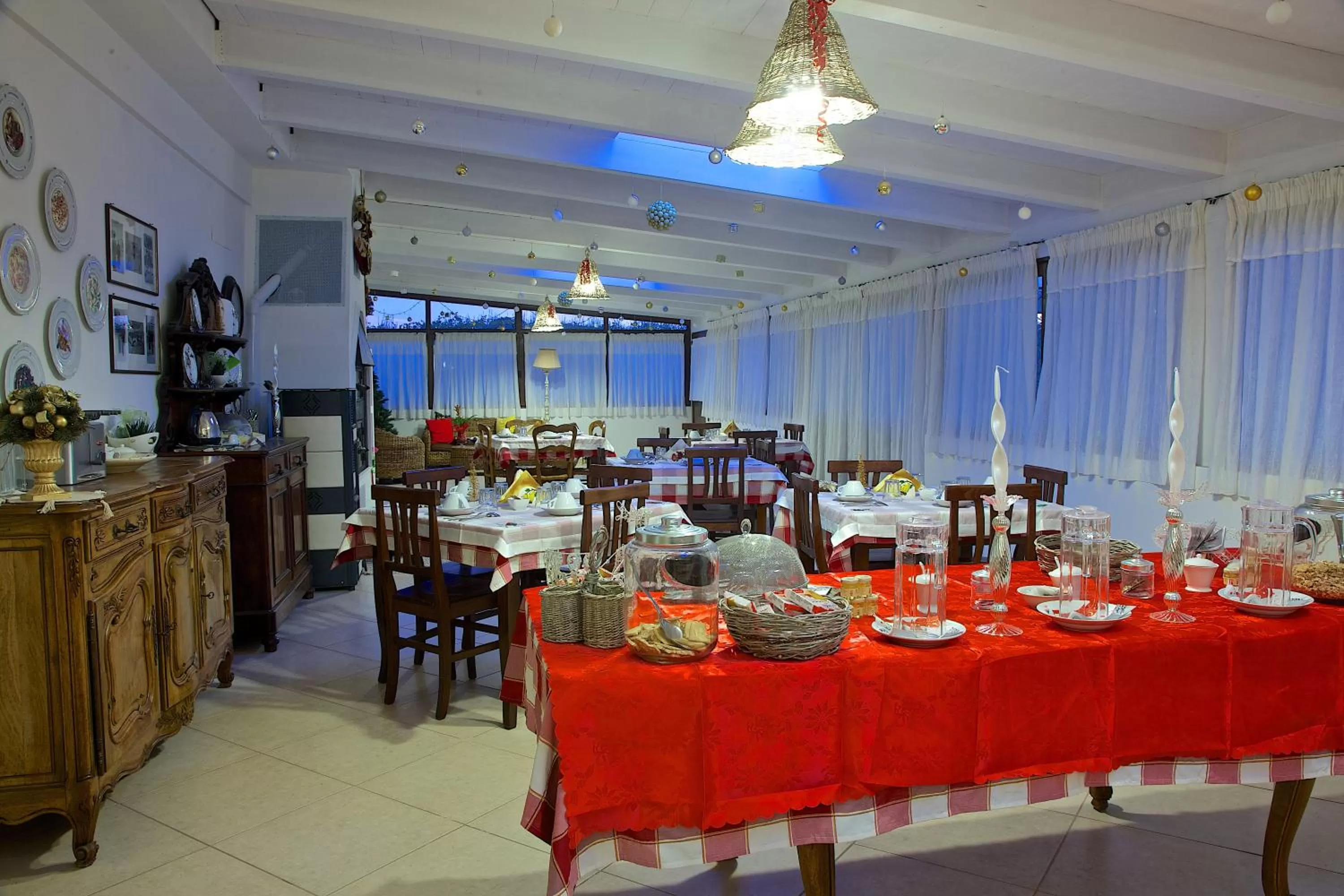 Restaurant/places to eat in B&B Barletta Acasamia con Parcheggio Privato