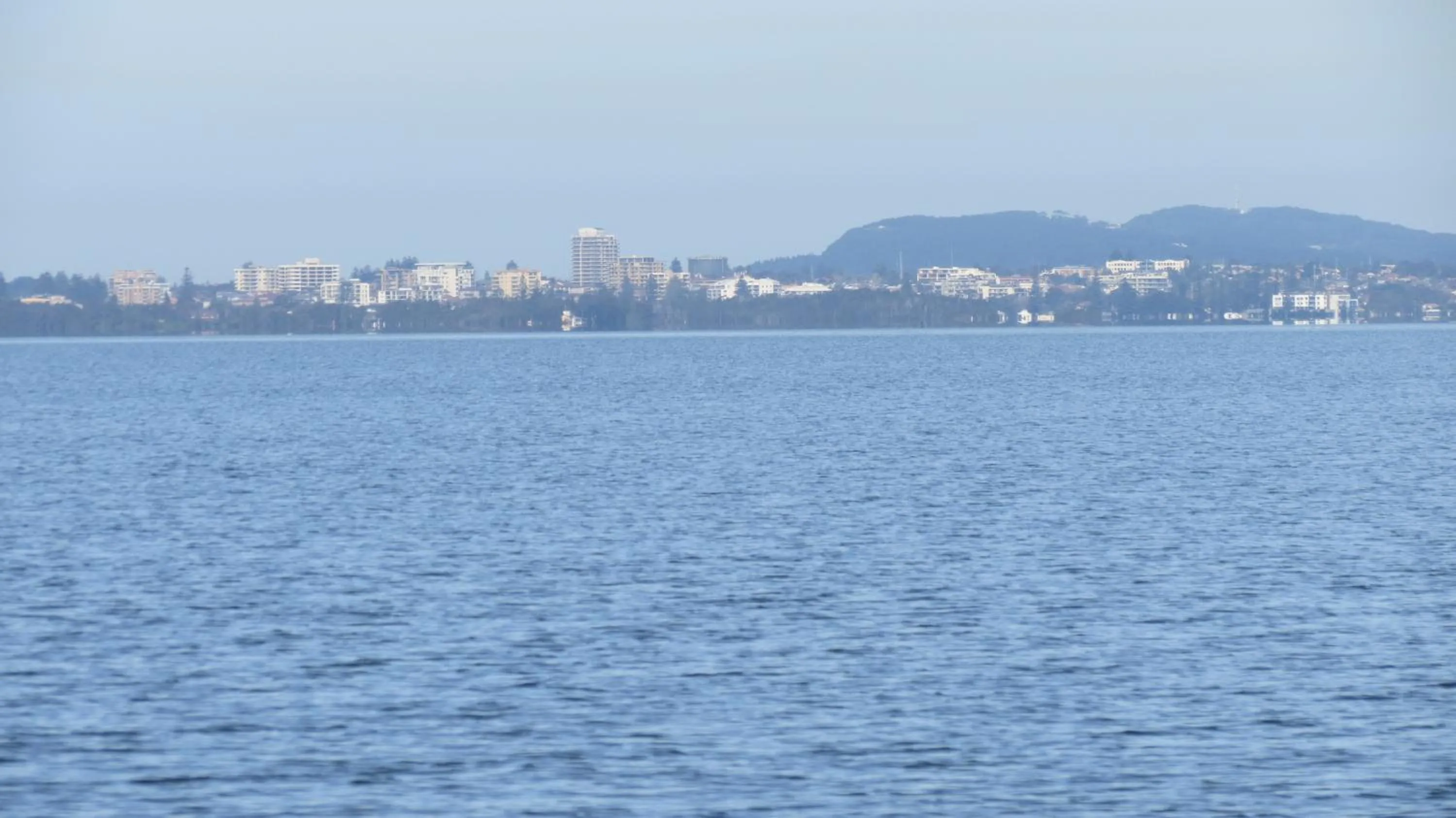 Day in Bridge View Motel