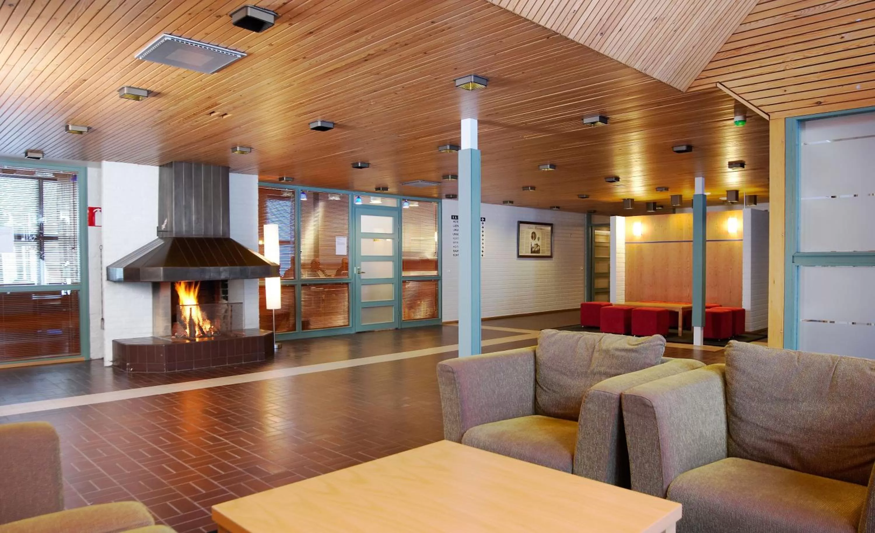 Seating Area in Saimaanranta Resort by Anttolanhovi