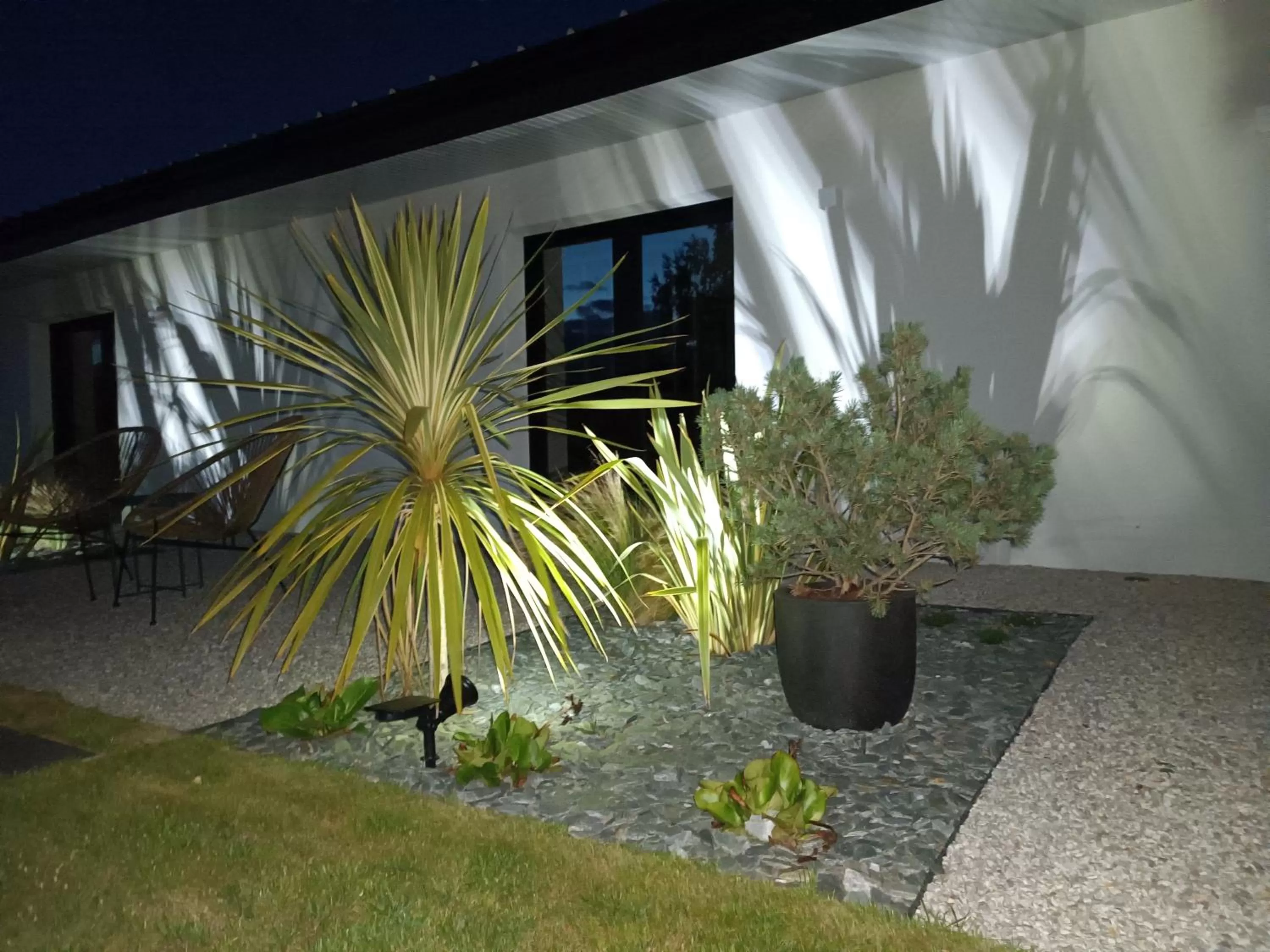 Patio, TV/Entertainment Center in Maison Bailly