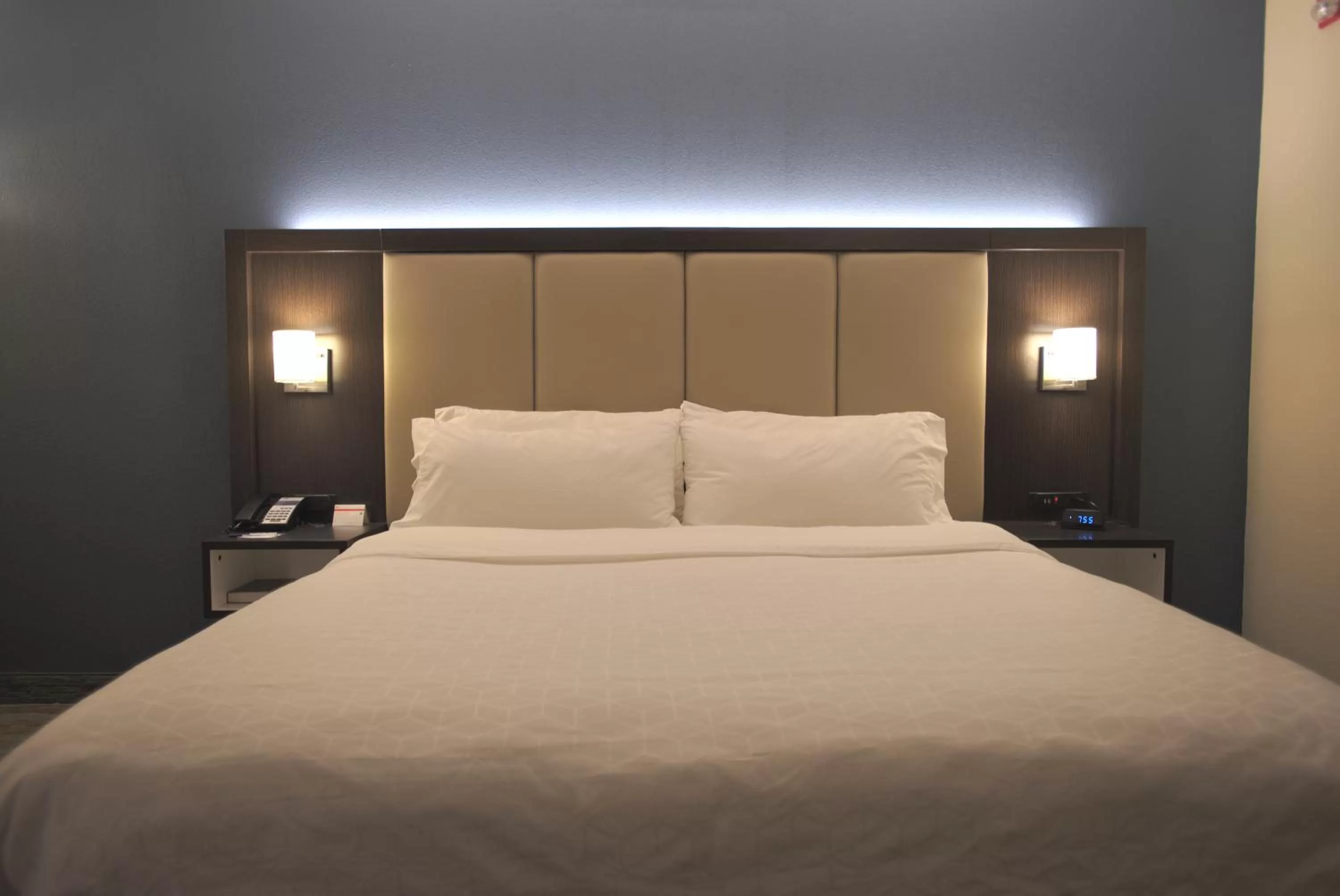 Holiday Inn Express Anderson I-85 - Exit 27- Highway 81 by IHG